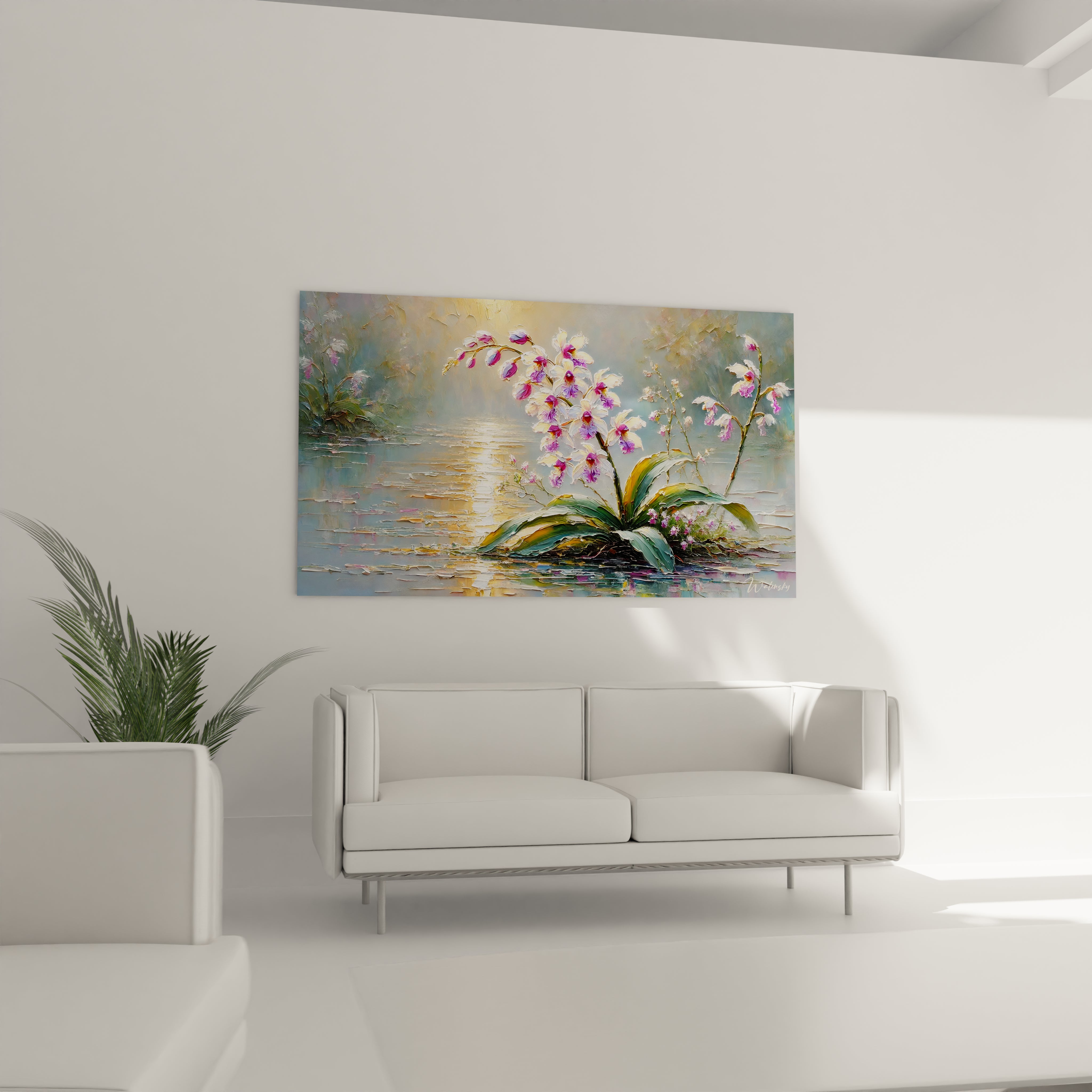 Tableau Orchidée au-dessus d'un canapé dans le salon, apportant une atmosphère lumineuse et captivante. Les reflets dorés et les détails floraux créent un point focal apaisant et inspirant.

