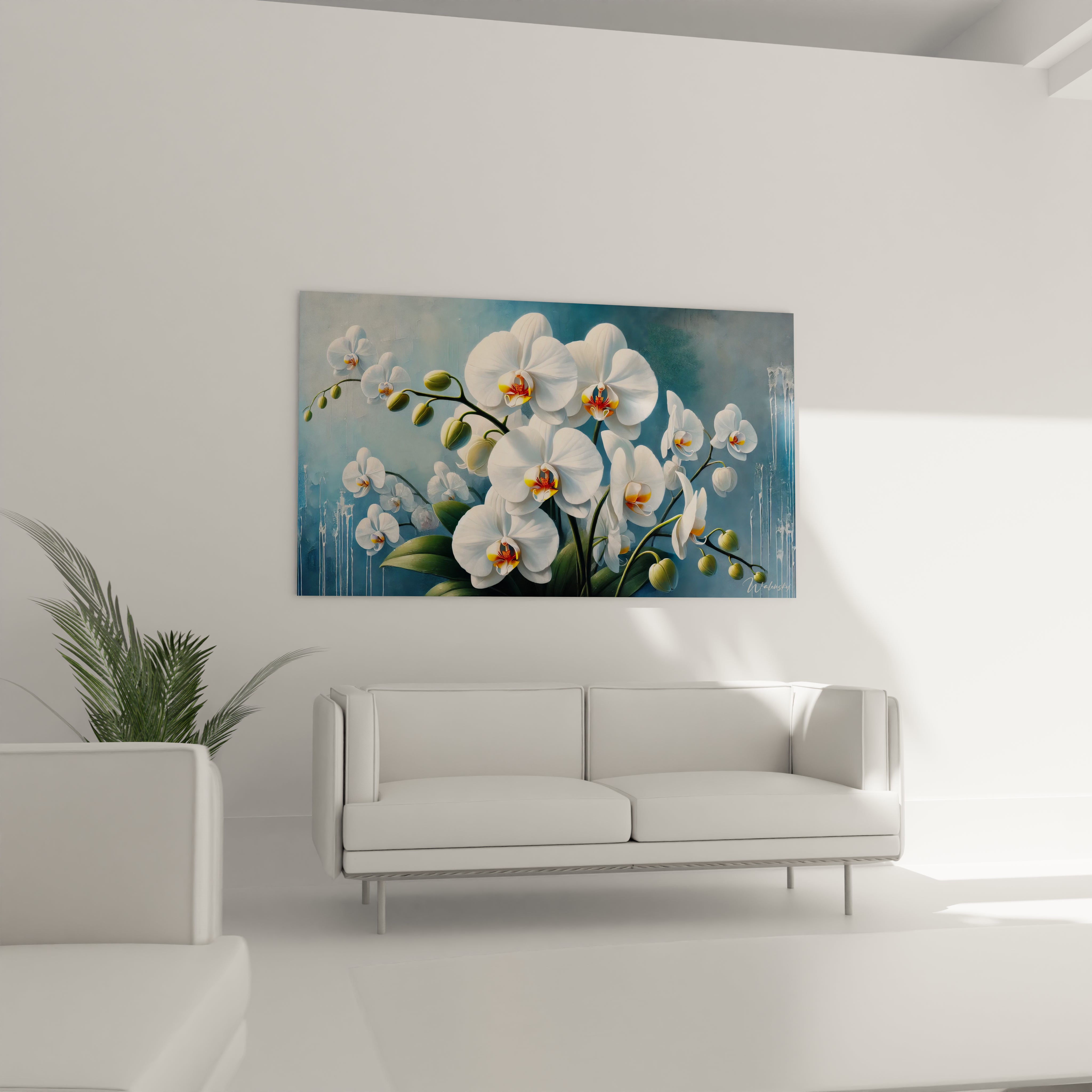 Tableau Orchidée dans un salon : un chef-d'oeuvre au-dessus du canapé, parfait pour apporter elegance et tranquillite avec ses fleurs blanches lumineuses et son fond bleu apaisant.

