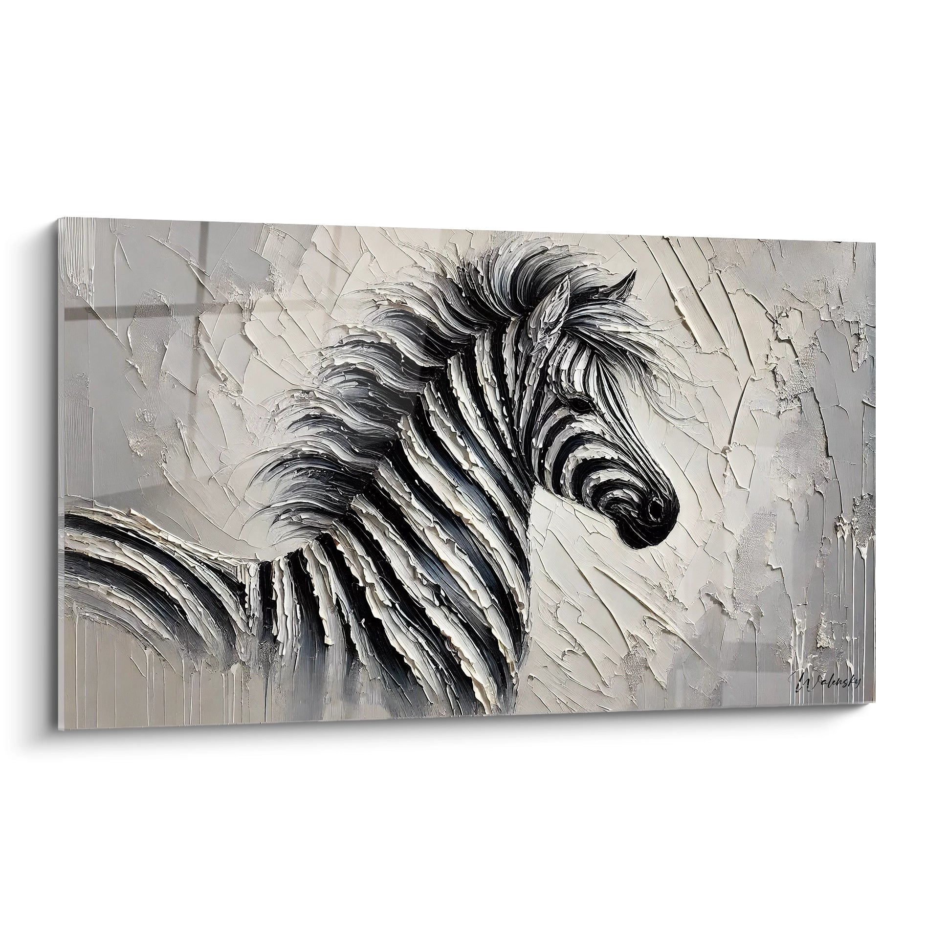 Ce tableau zebre en noir et blanc, vu de biais, révèle une texture en relief saisissante. Les contrastes des rayures magnifient la beauté naturelle du zebre, offrant une touche artistique idéale pour un interieur moderne.

