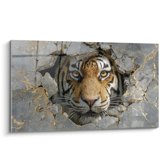 Cuadro Tigre emergiendo de una pared de mármol dorado agrietado - Mirada penetrante - Edición Tigre
