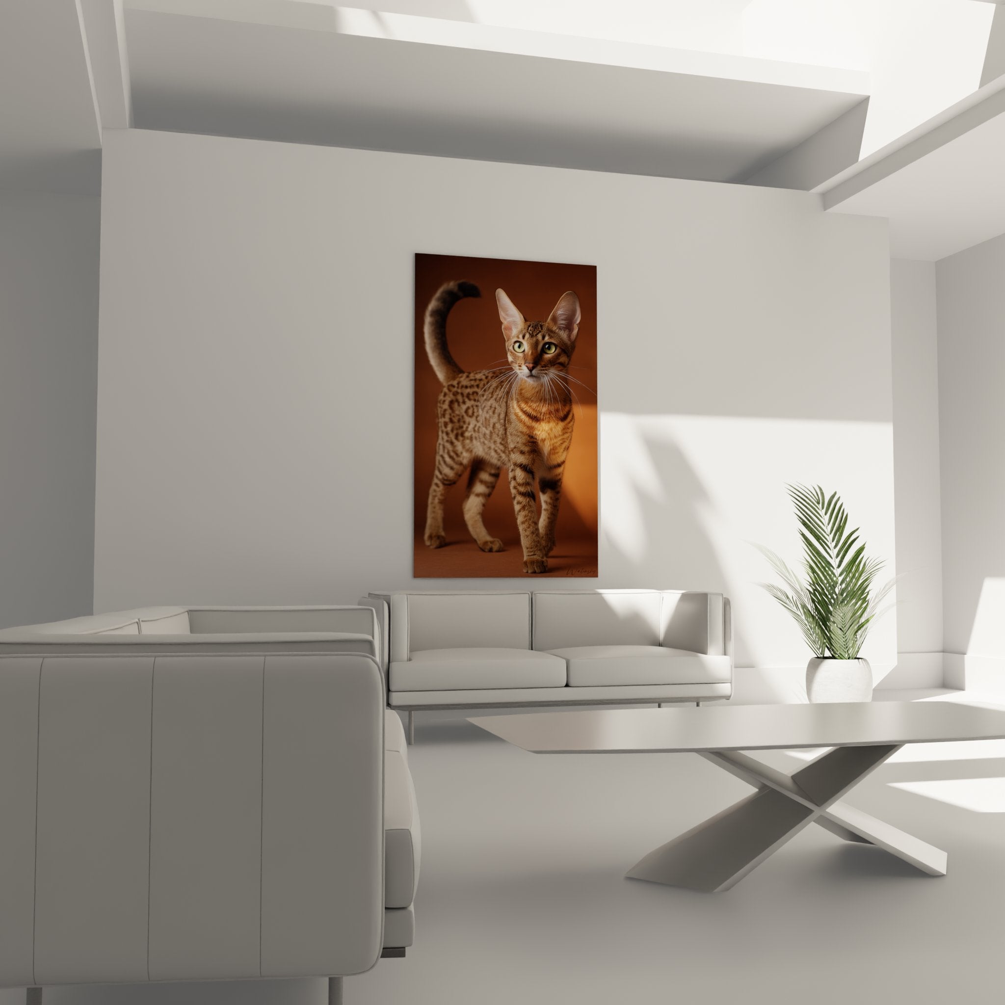 Primo piano dei dettagli del quadro gatto Serengeti: mantello maculato e sguardo intenso con occhi dorati