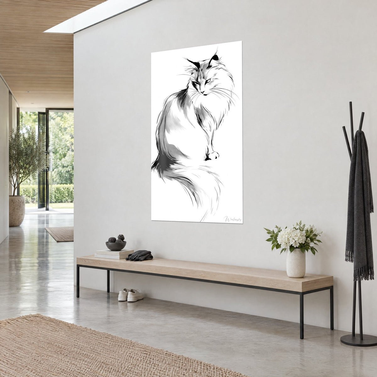 Cuadro gato angora con mirada de reojo, bigotes finos, mechones de pelo gris y negro, banco de madera, vista de tres cuartos