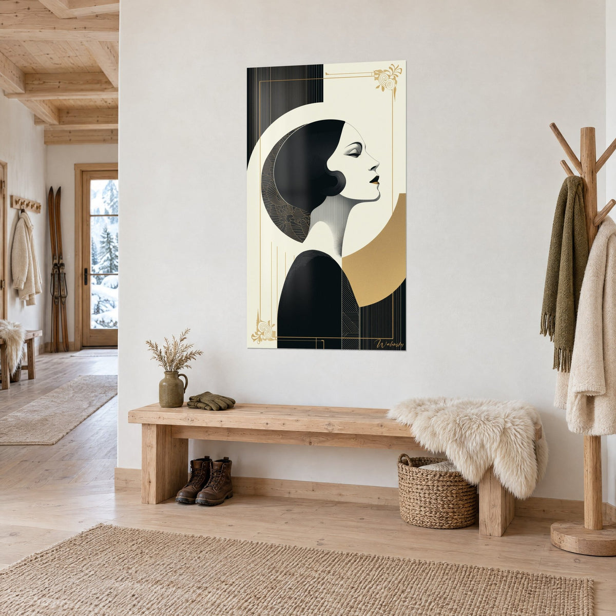 Quadro silhouette femminile art déco, arco dorato su nero e avorio, davanti a una parete bianca d'ingresso in stile chalet