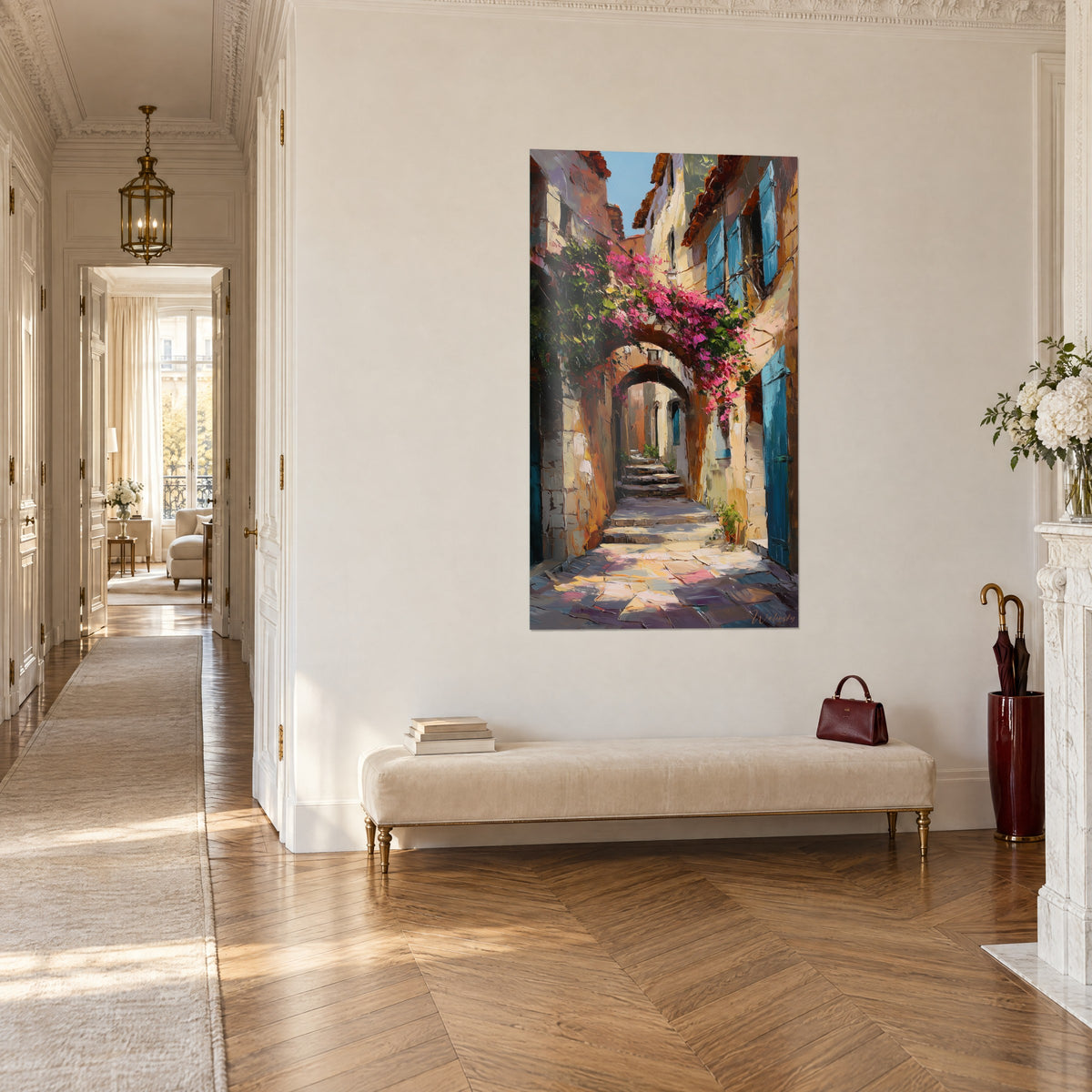 Tableau passage voûté en pierre dorée, escalier ombragé et fleurs roses, accroché dans un couloir haussmannien en trois-quarts