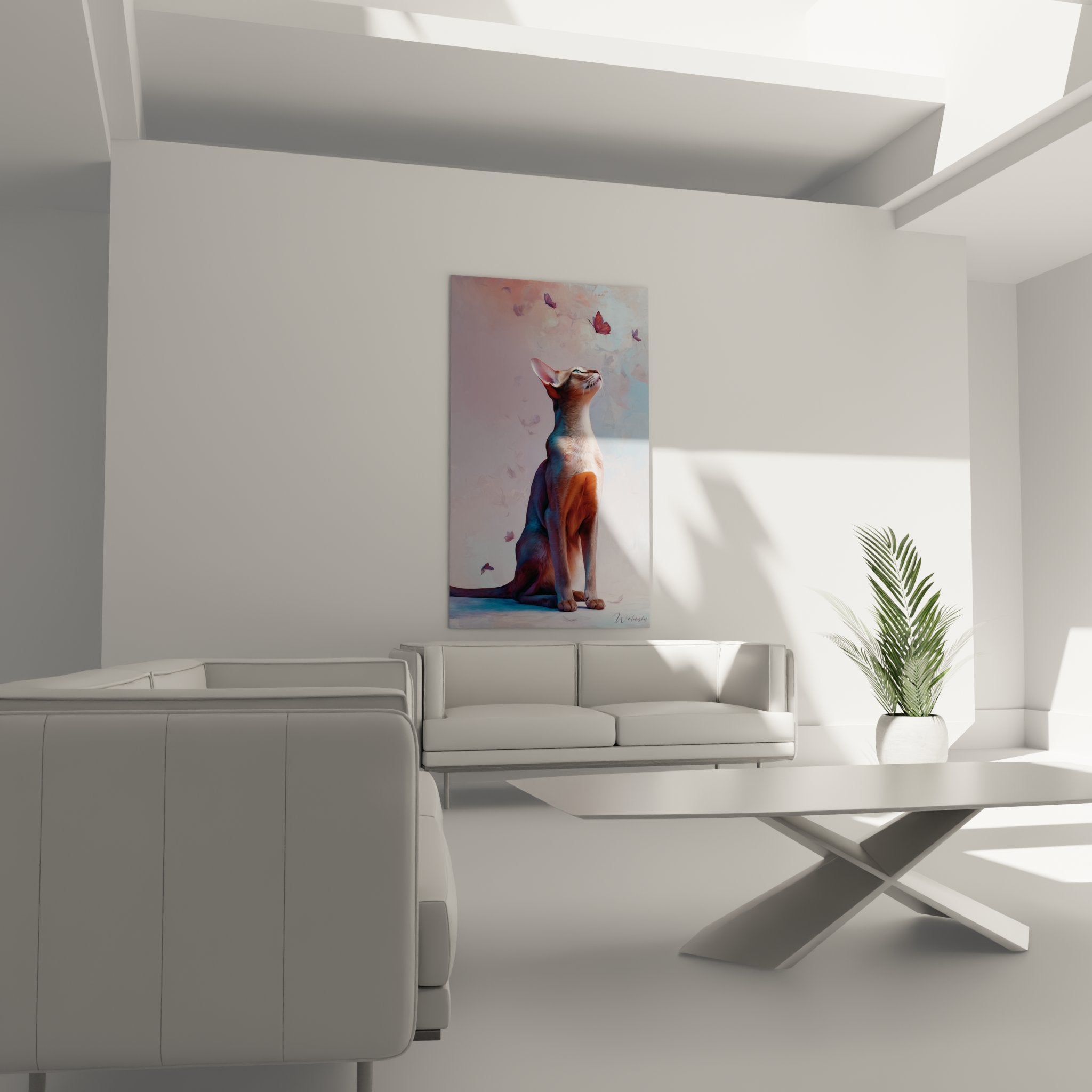 Primo piano quadro gatto abissino che contempla farfalle, dettagli artistici del mantello fulvo e sguardo intenso