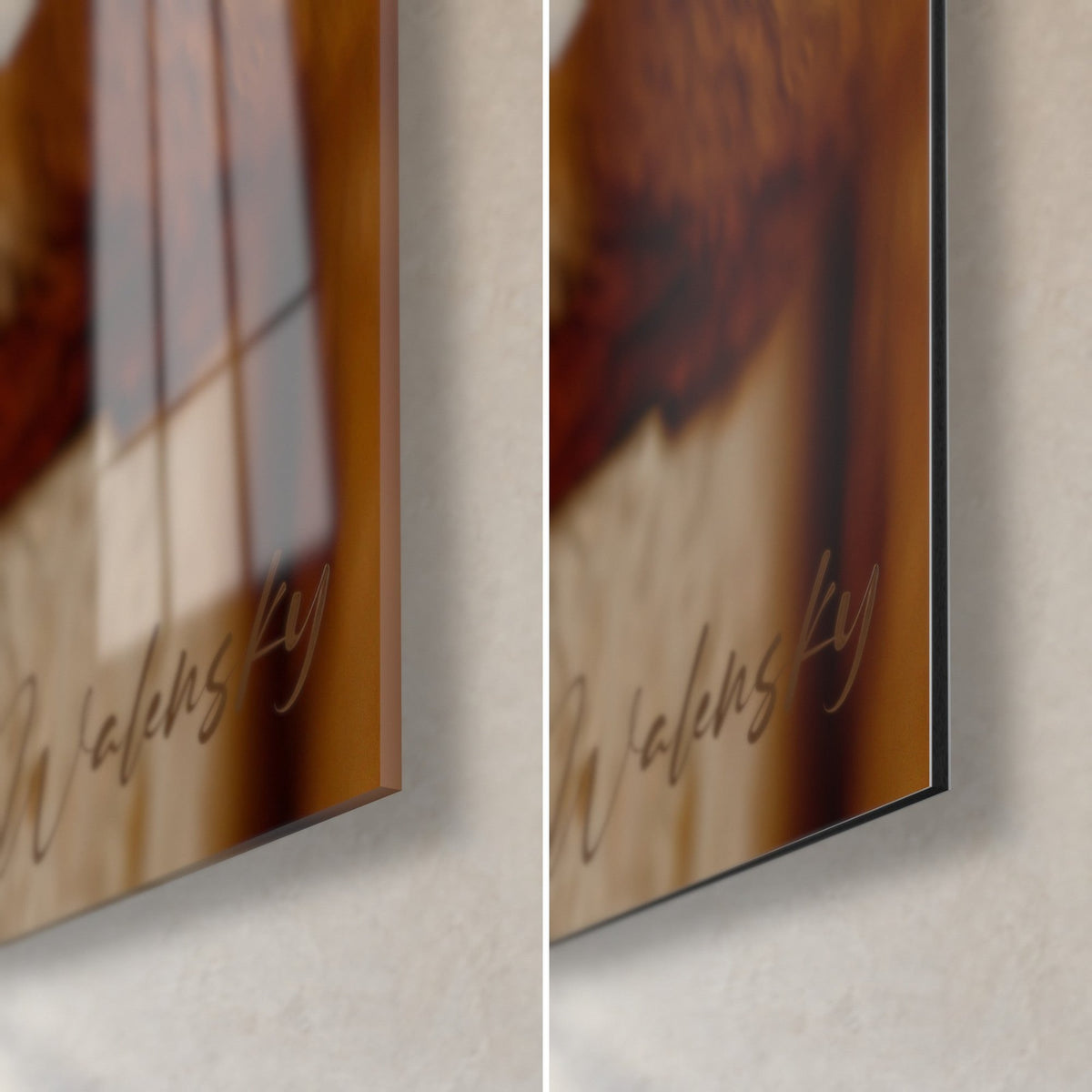 Wall art Singapura cat, bottom-right corner in glossy acrylic glass on the left and matte white Dibond aluminium on the right, 3 mm edge