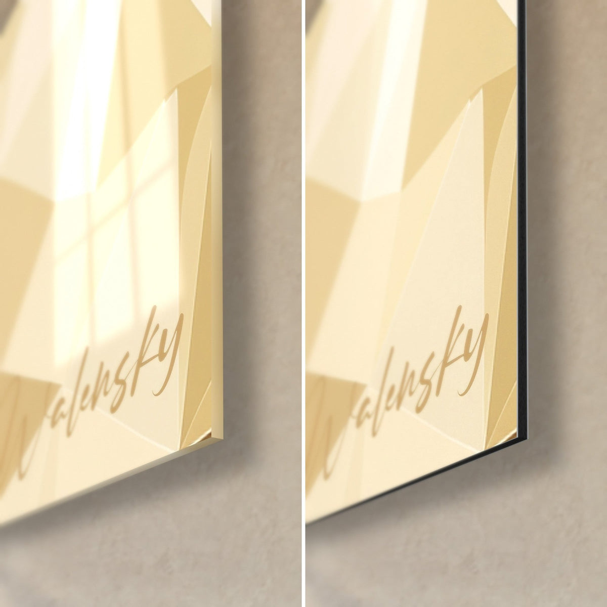 Wall art Singapura cat in golden facets, bottom right corner: glossy acrylic glass on the left, matte black Dibond on the right, 3 mm thickness
