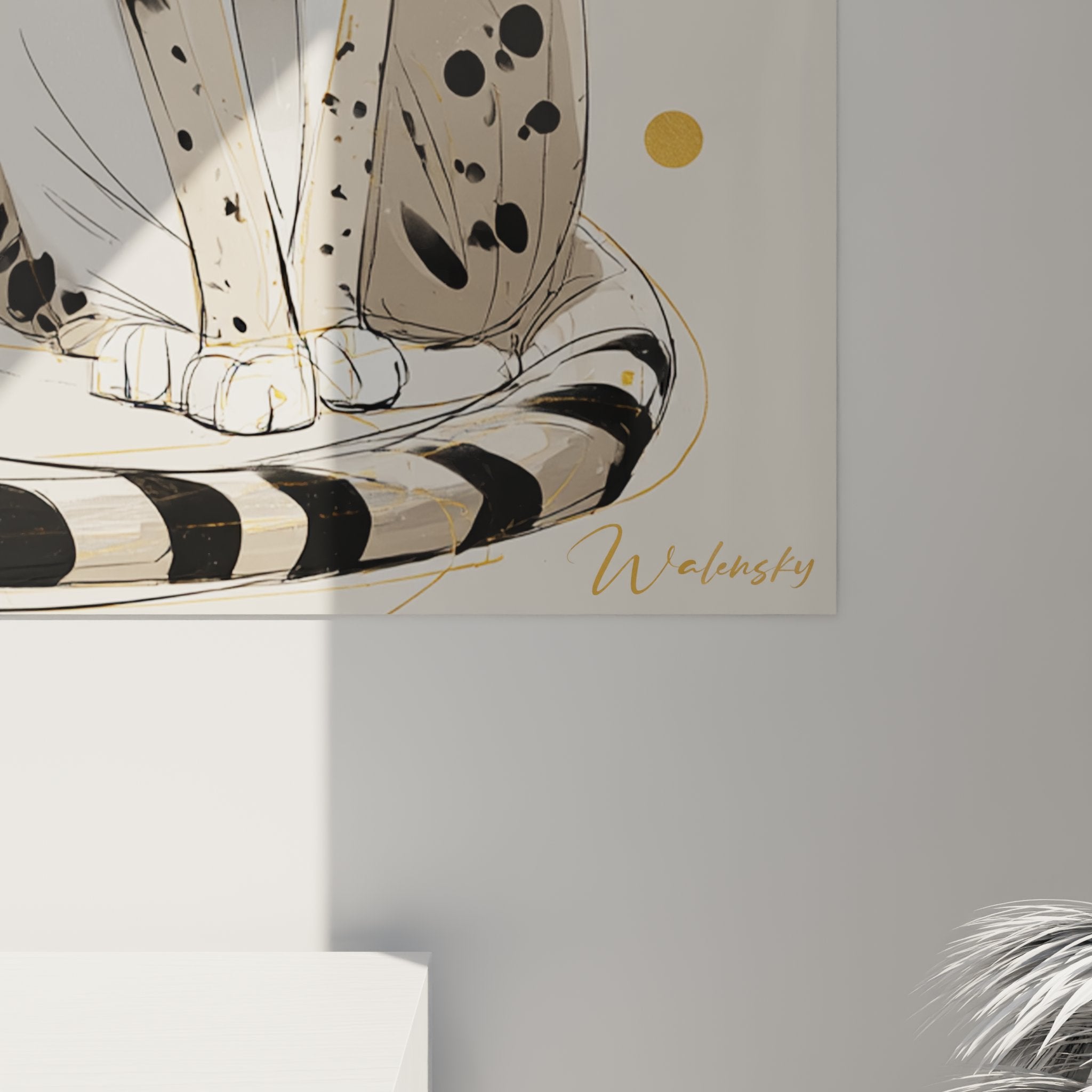 Vue d'ensemble tableau chat Savannah assis, illustration artistique avec éclaboussures dorées