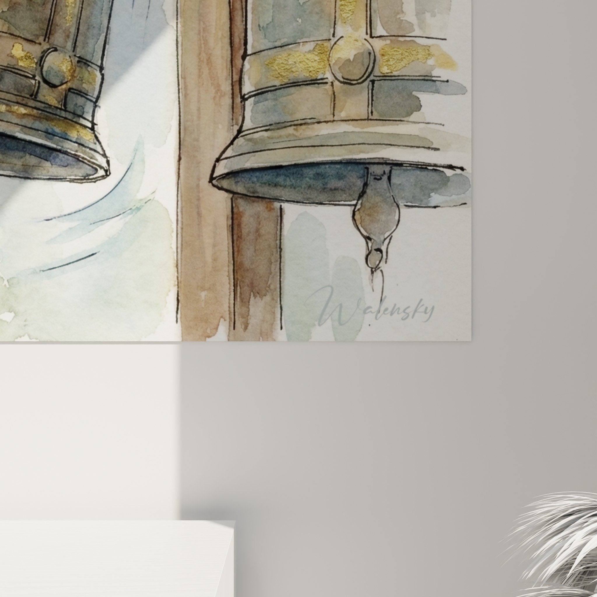 Vue ensemble tableau temple bouddhiste, cloches dorées et architecture traditionnelle, aquarelle zen décorative