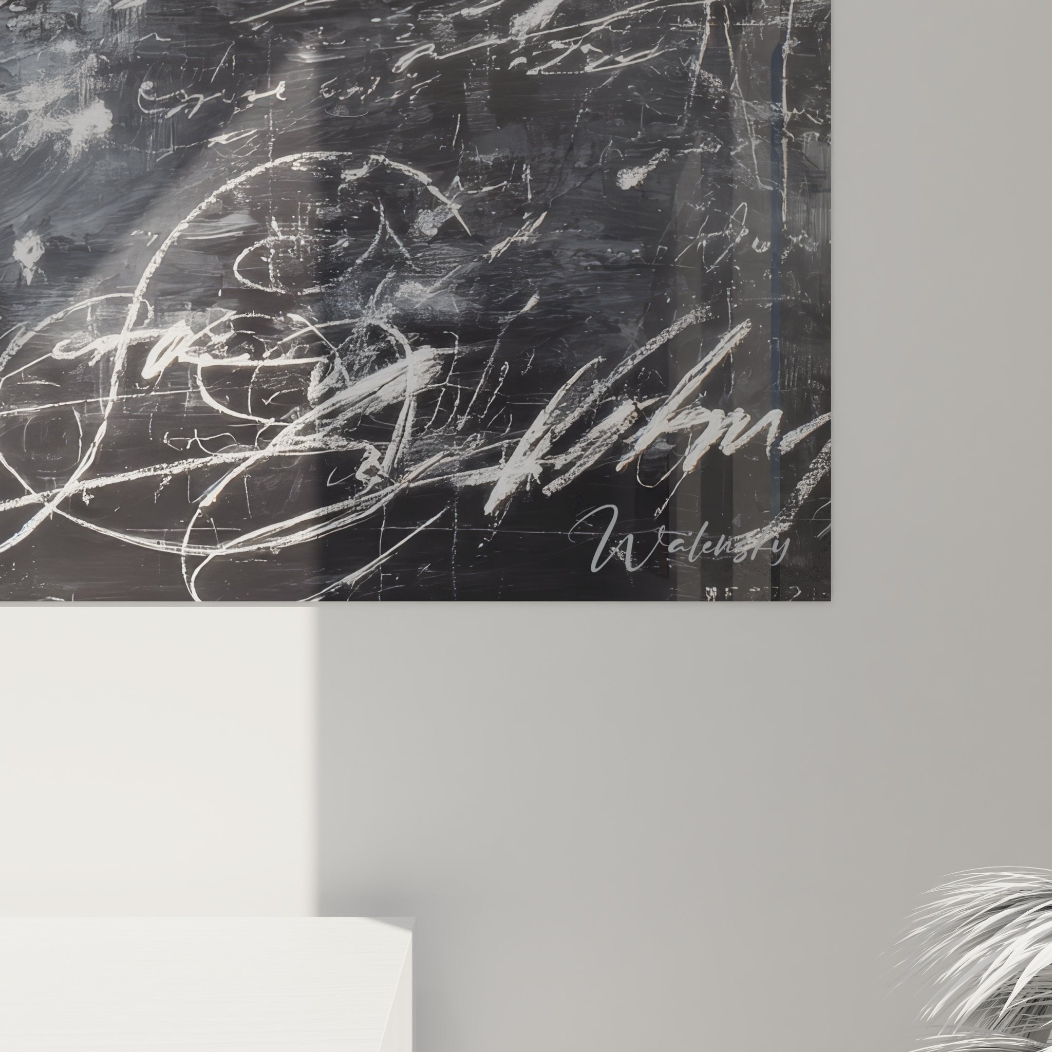 Vue d'ensemble œuvre art mural calligraphie contemporaine aux nuances grises sophistiquées