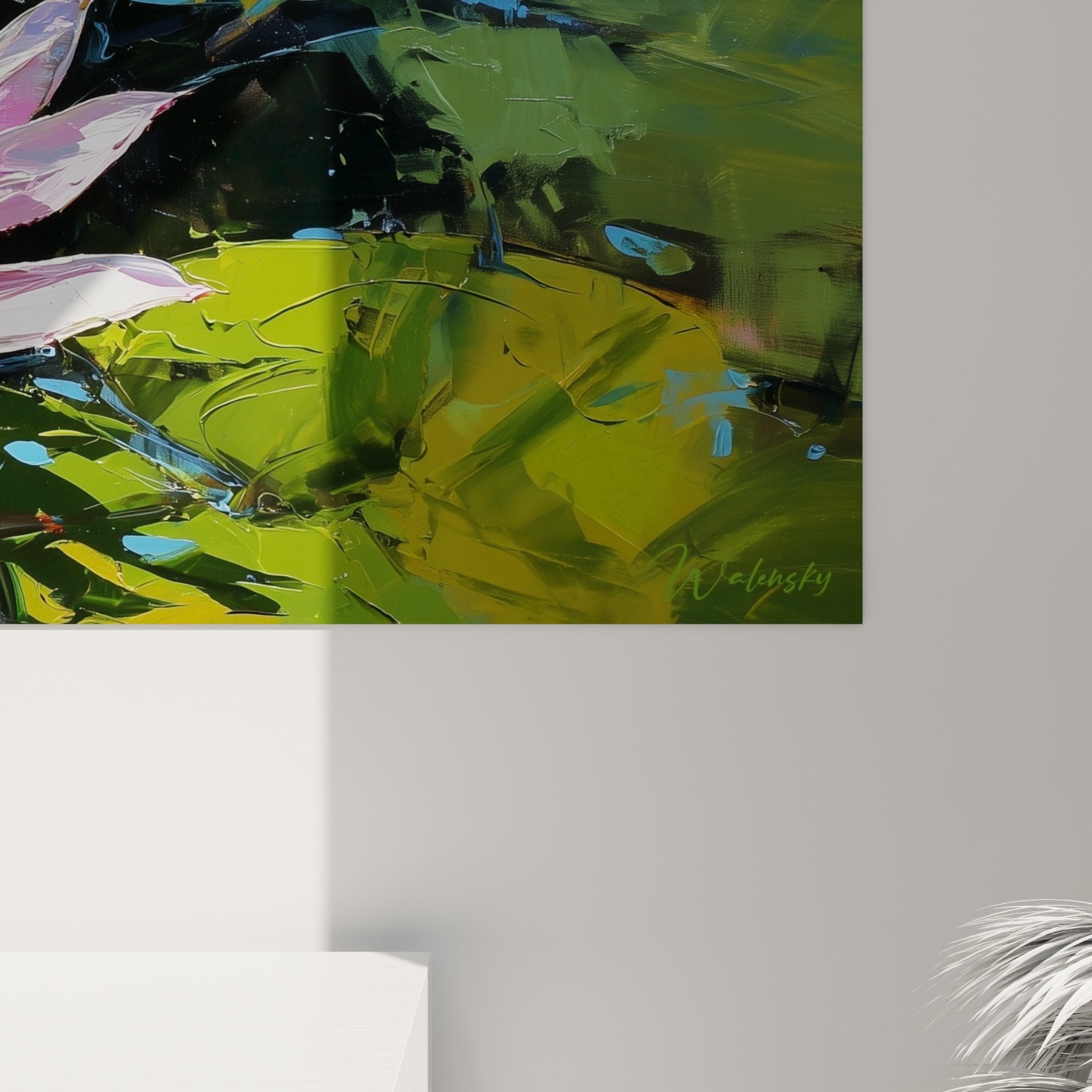Vue d'ensemble tableau nénuphars aquatiques roses sur fond turquoise, art floral contemporain