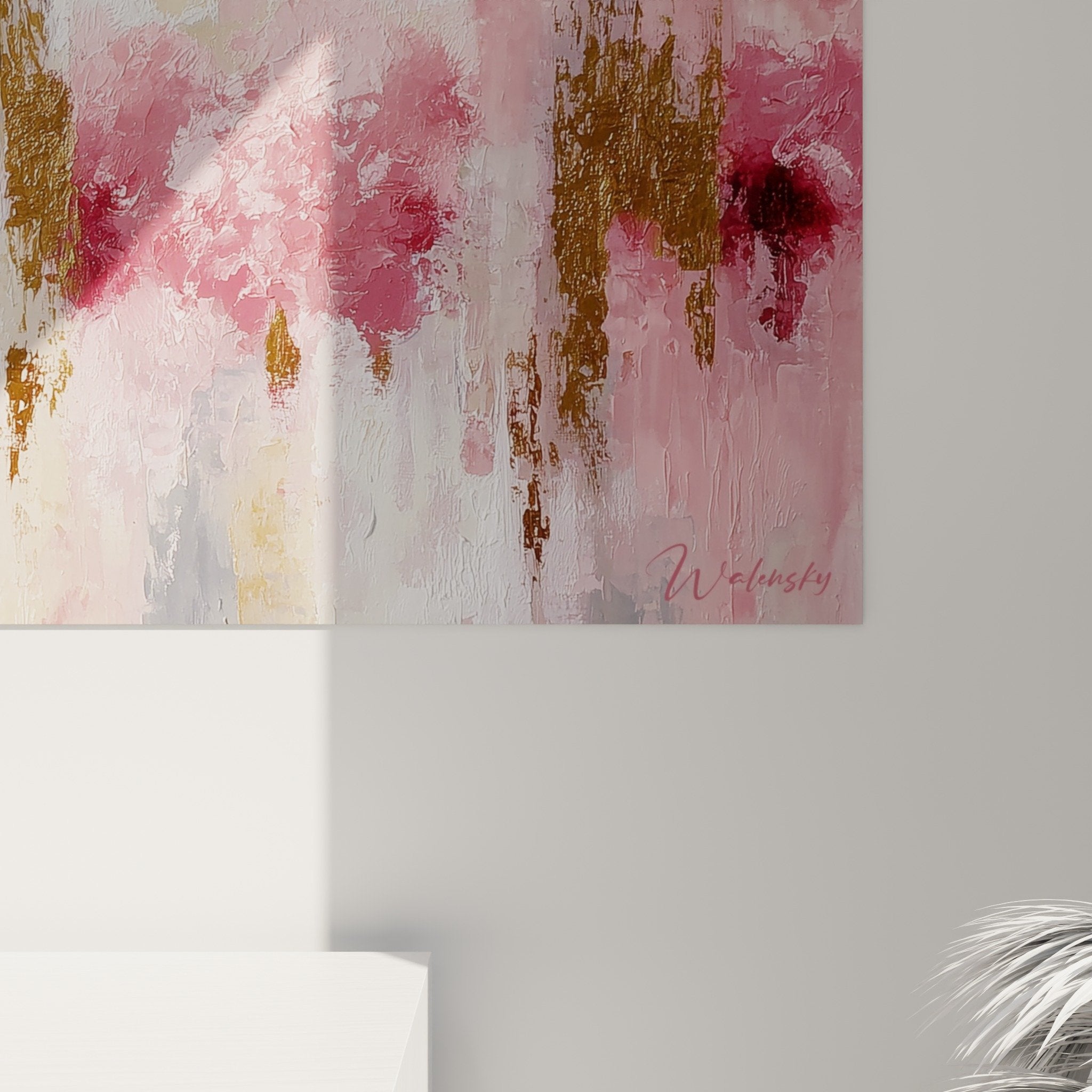 Vue d'ensemble tableau panoramique rose et or, effet décoratif sophistiqué feng shui