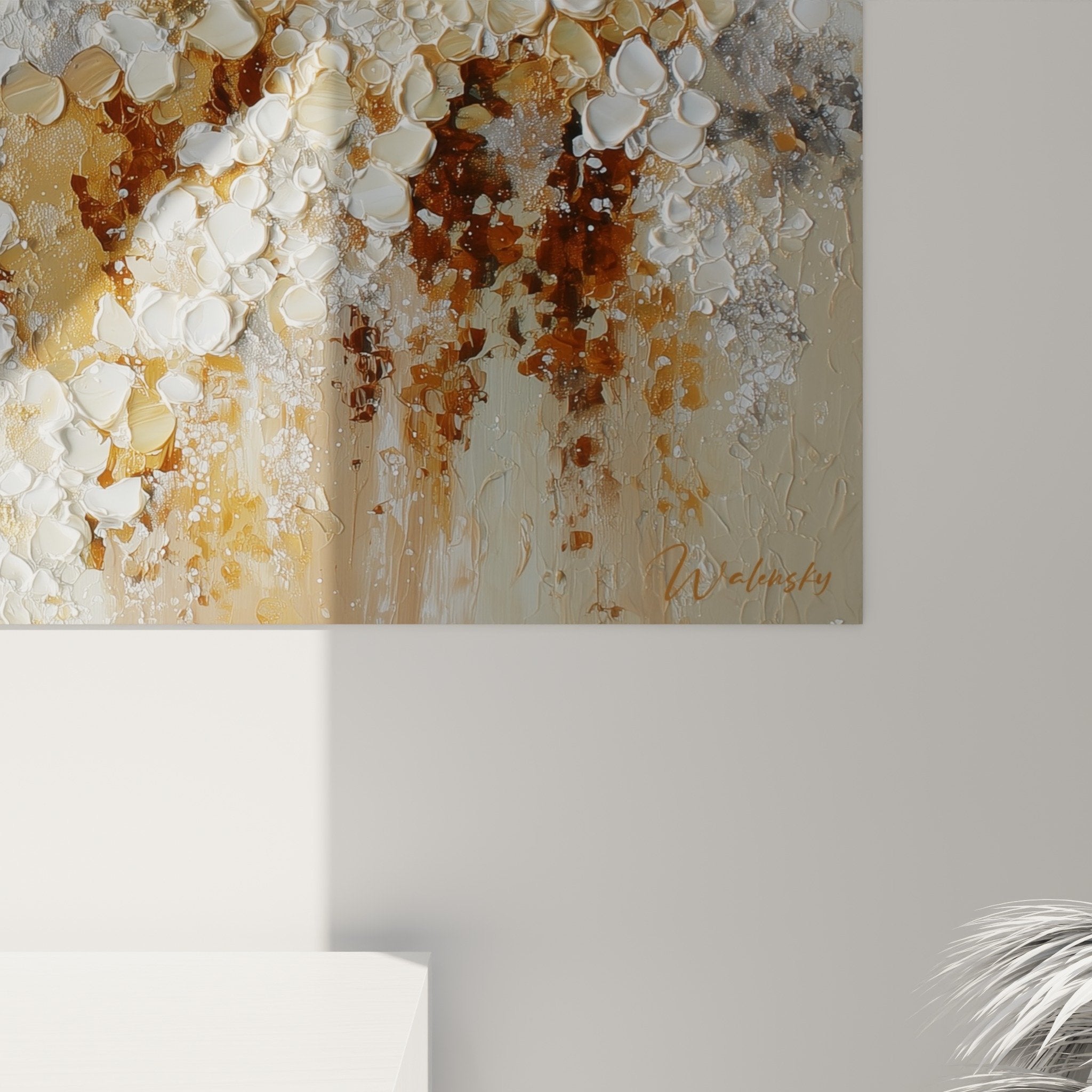 Vue d'ensemble tableau abstrait doré et blanc nacré feng shui centre terre