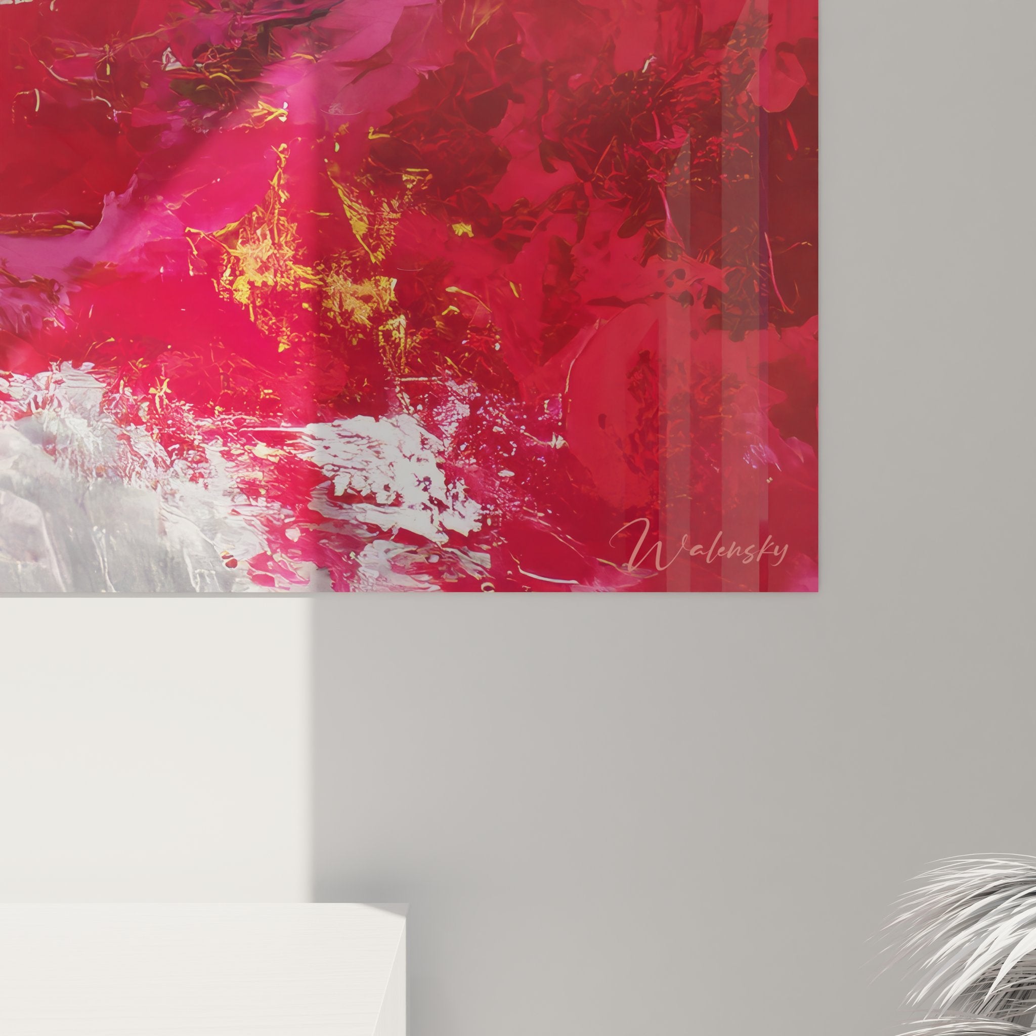 Vue ensemble tableau abstrait rouge expressionniste, œuvre d'art murale aux couleurs intenses