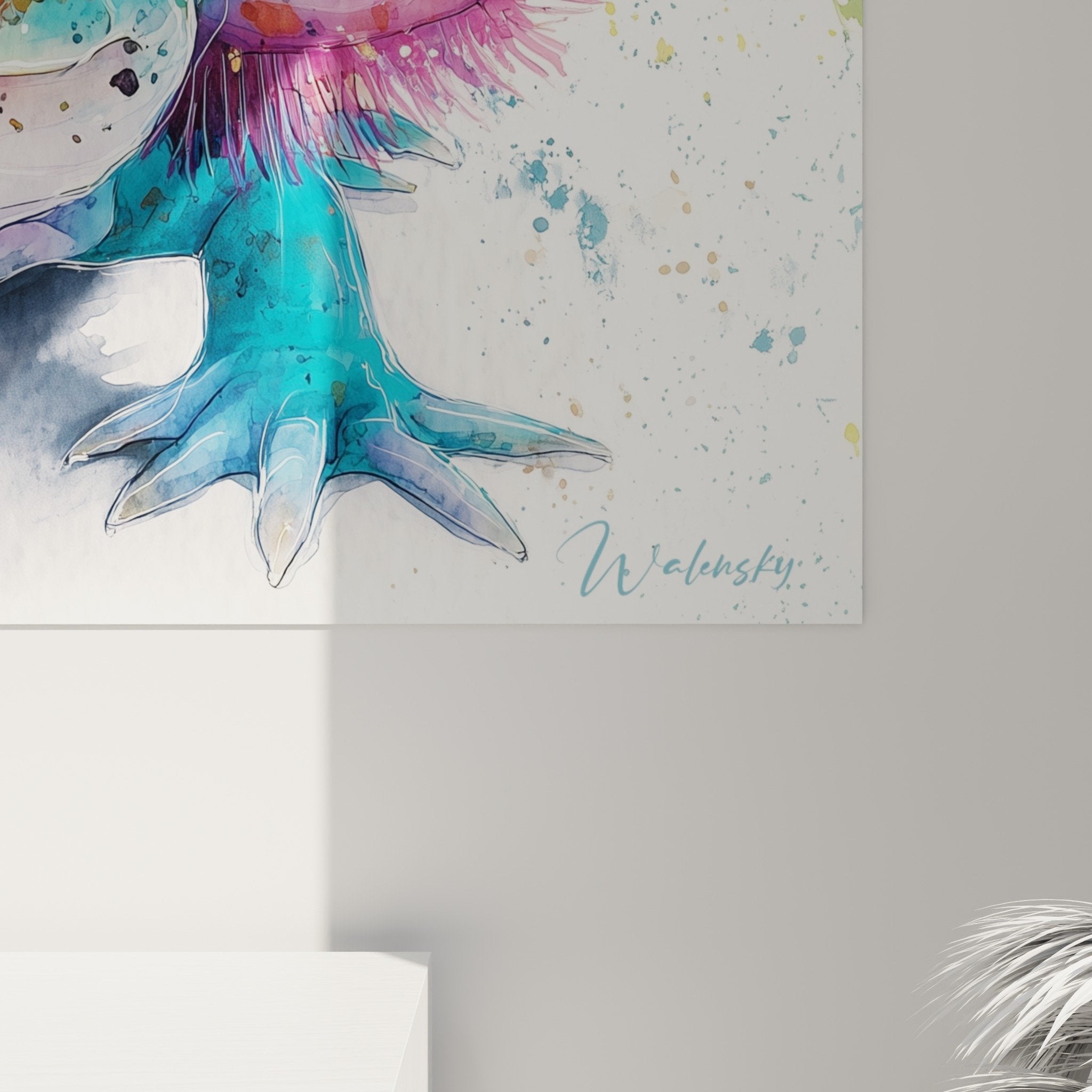 Vue d'ensemble tableau axolotl aquarelle avec éclaboussures jaunes et turquoise sur mur blanc