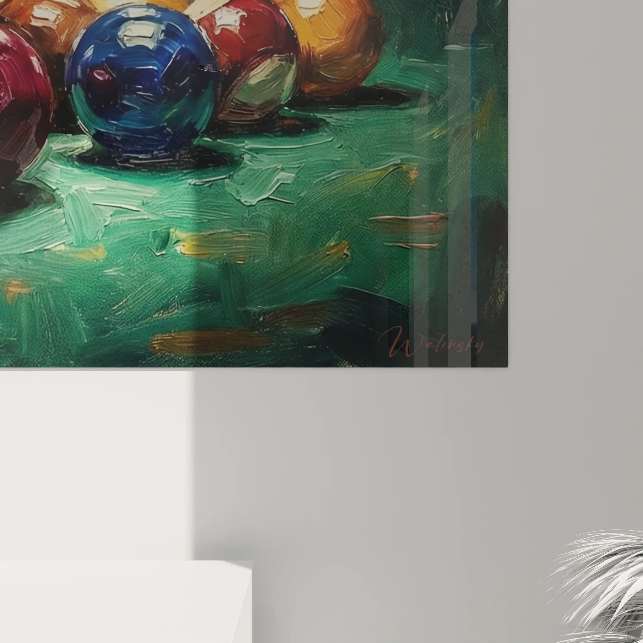 Vue d'ensemble tableau billard artistique boules colorées ambiance feutrée salon