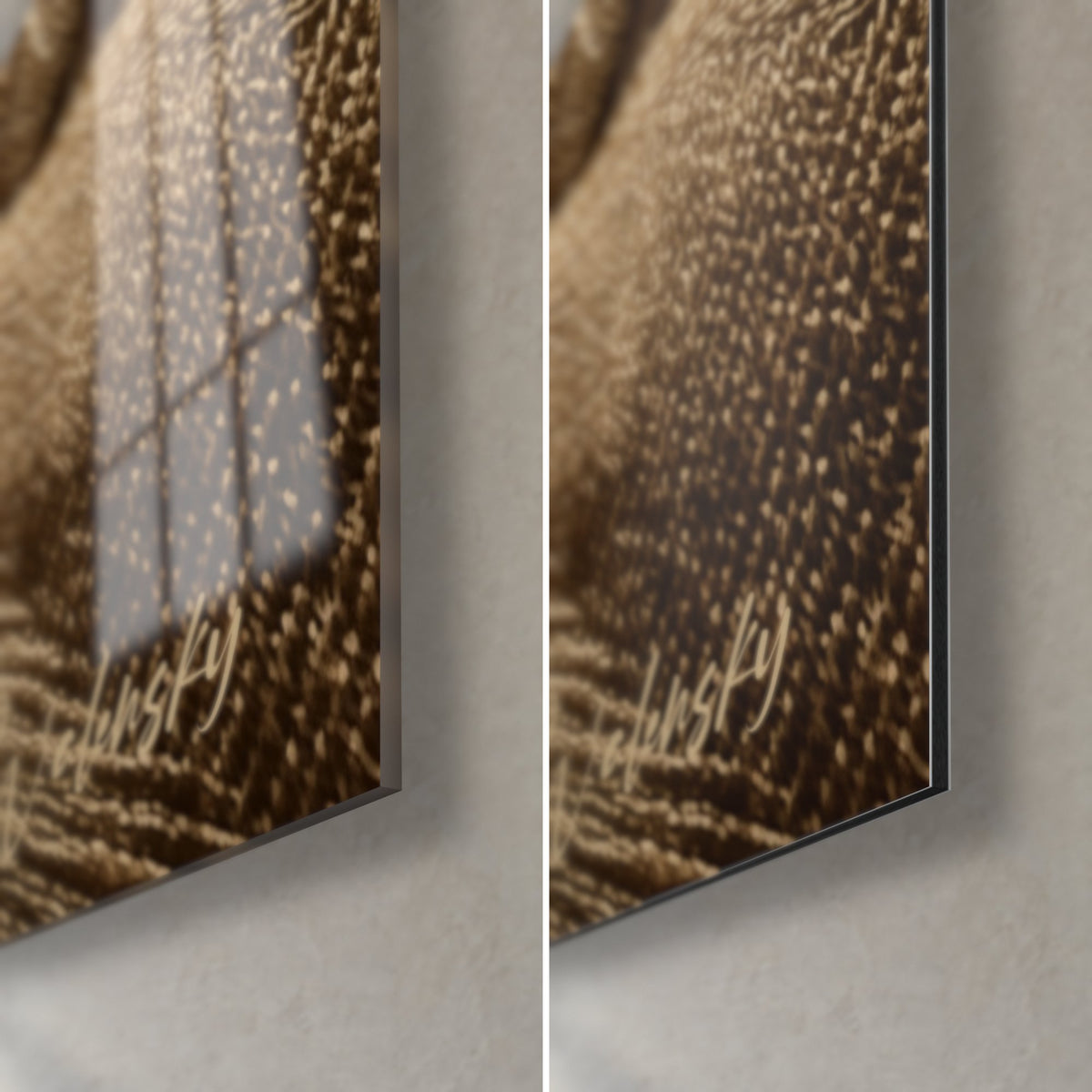 Tableau bouvier bernois brodé, coin bas droit : verre acrylique brillant reflétant la fenêtre, alu Dibond mat, tranche de 3 mm