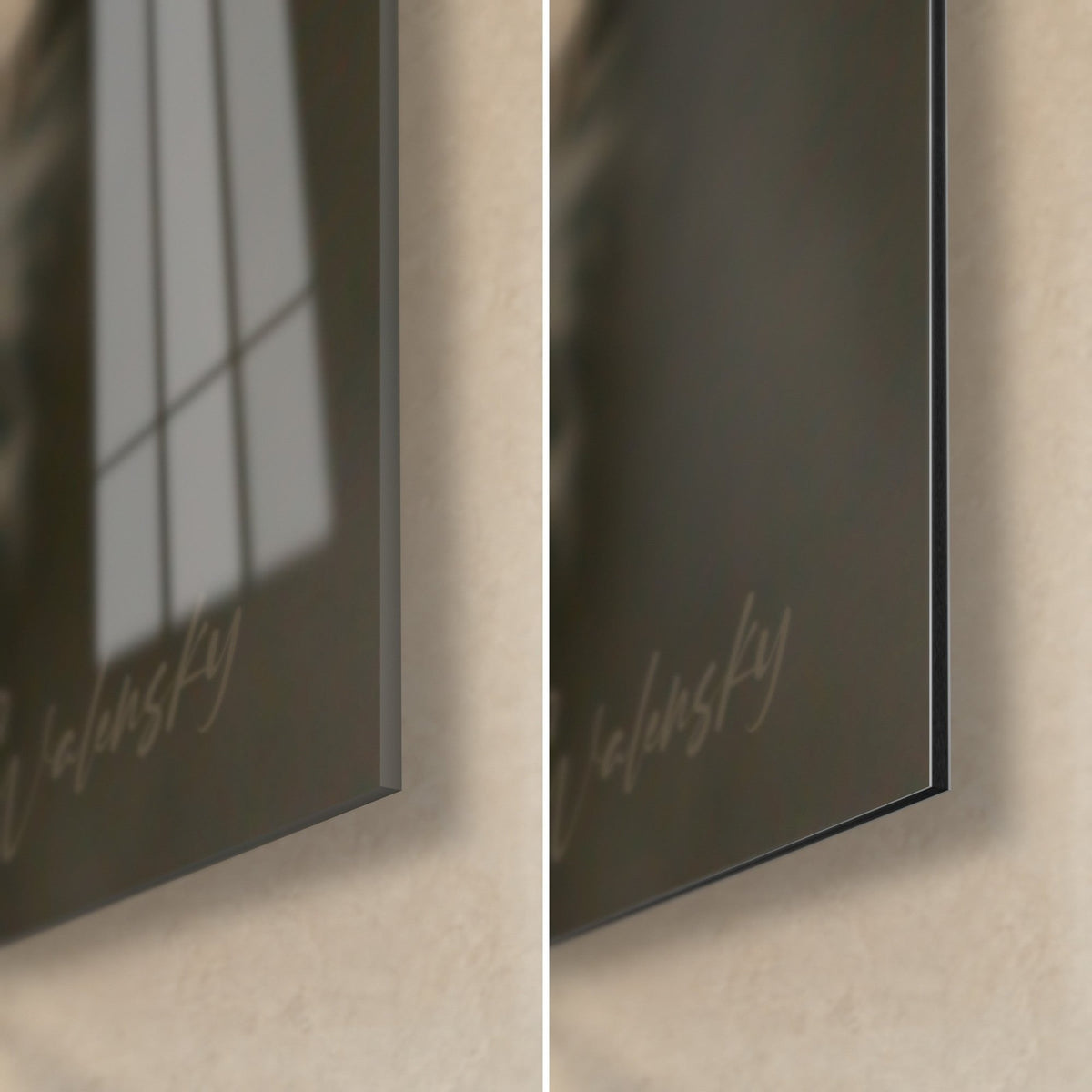 Schilderij terriër met zandkleurige vacht, rechtsonder, signatuur Walensky, glanzend glas links en mat zwart Dibond rechts, dunne rand