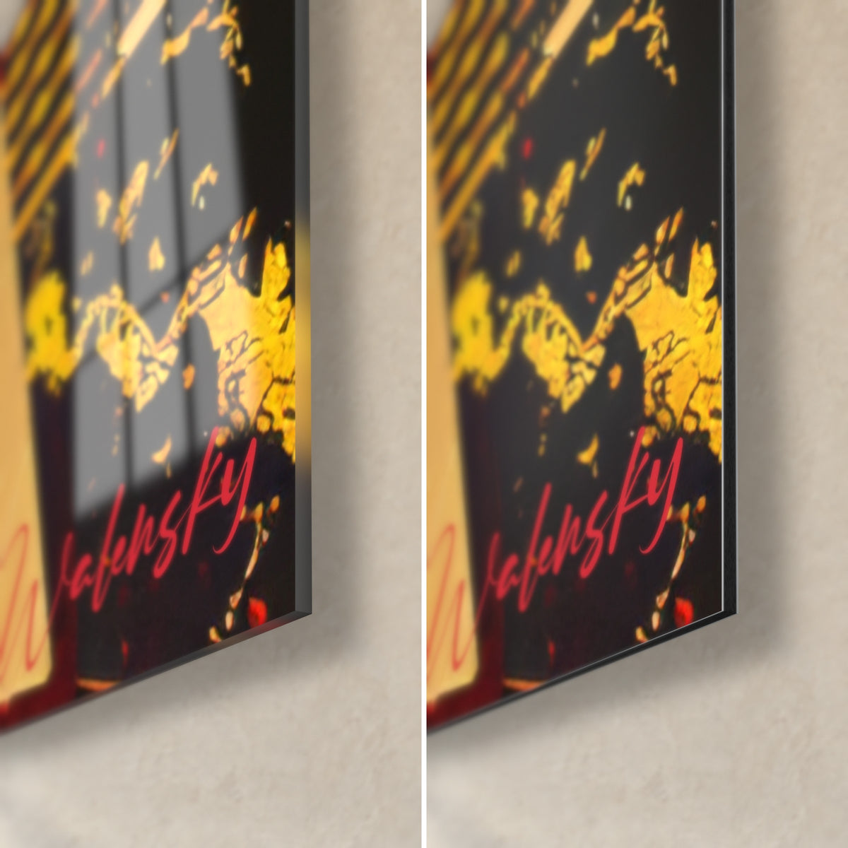 Gemälde Abstraktes Collage in Goldgelb und tiefem Schwarz, untere rechte Ecke mit roter Signatur, glänzendes Glas und mattes Dibond