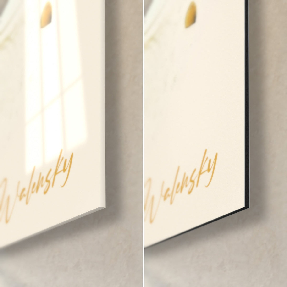 Wall art abstract couple in duck blue and gold, bottom right corner in glossy glass with reflections and matte Dibond, 3 mm edge visible
