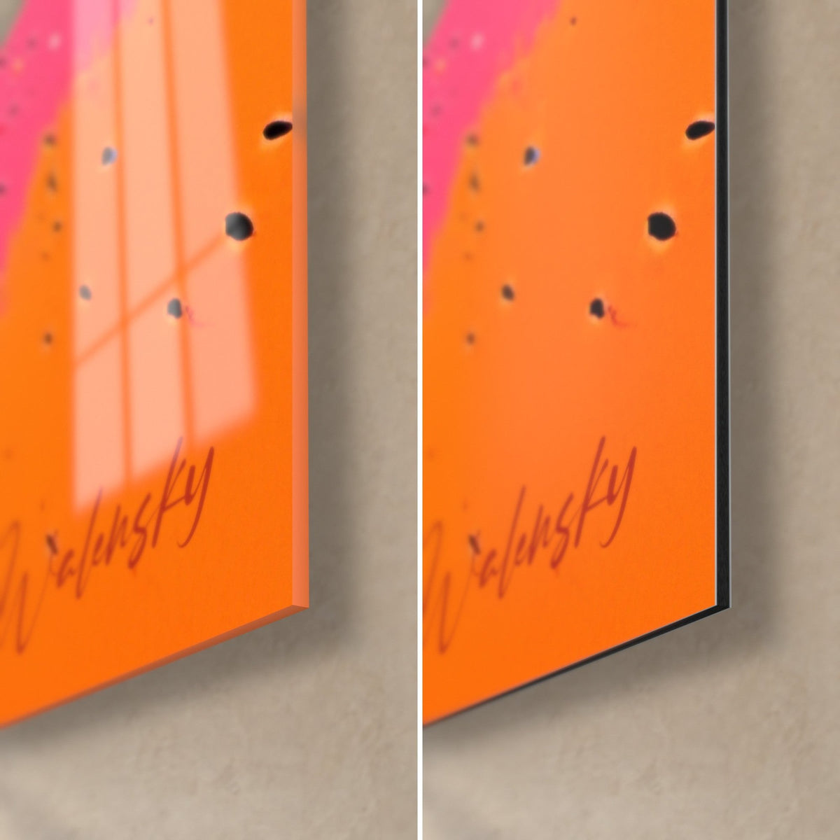 Cuadro con fragmentos de pintura sobre fondo naranja, esquina inferior derecha: cristal acrílico brillante a la izquierda, Dibond aluminio negro mate a la derecha
