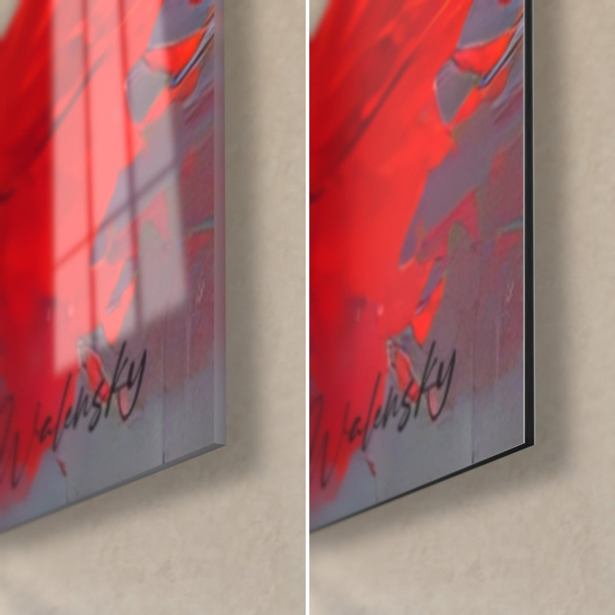 Tableau fleur rouge éclatée, coin bas droit : verre acrylique brillant reflétant la lumière, Dibond mat gris, tranche de 3 mm