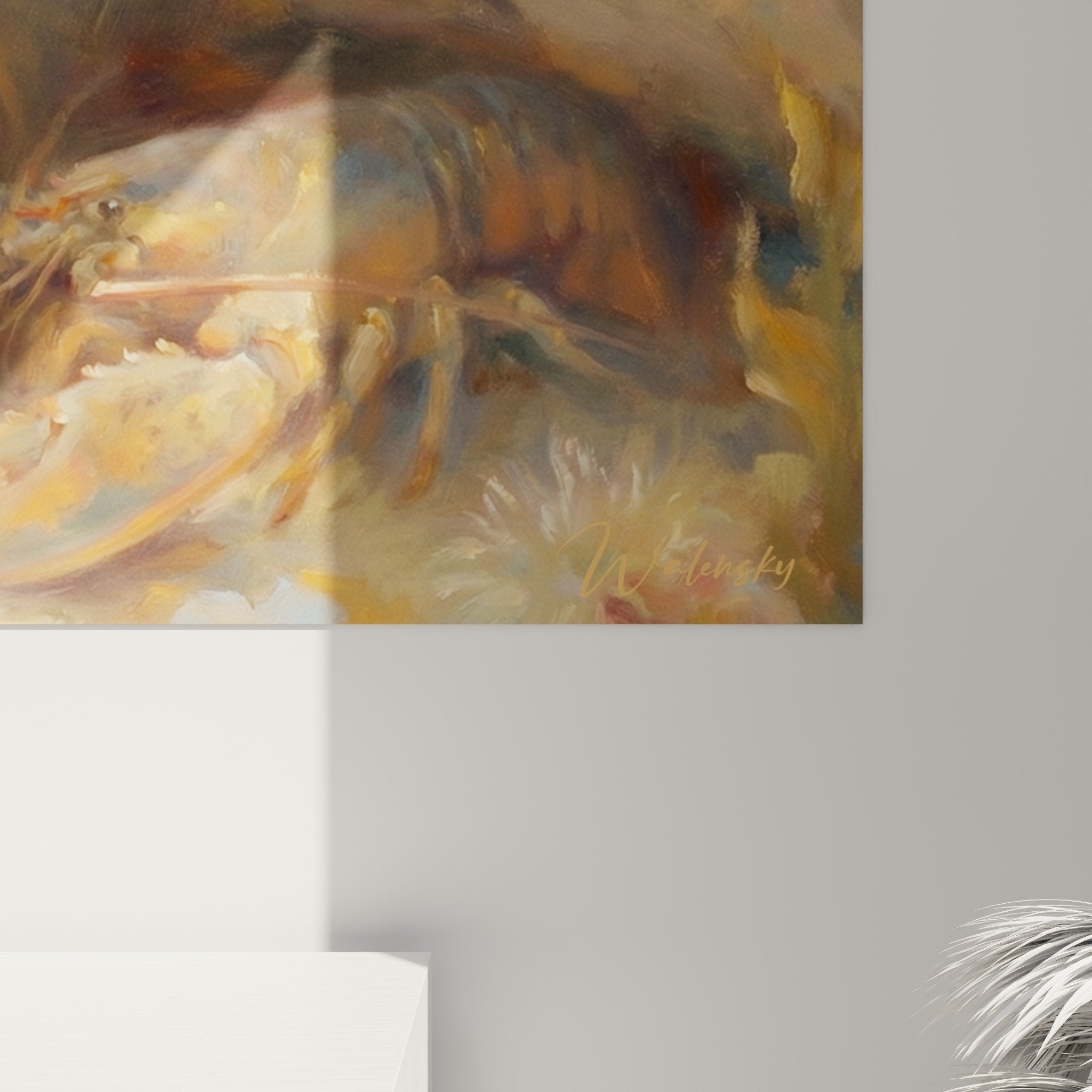 Gesamtansicht Hummertafel Aquarium goldene Töne, dekorative Wandkomposition maritimes Design