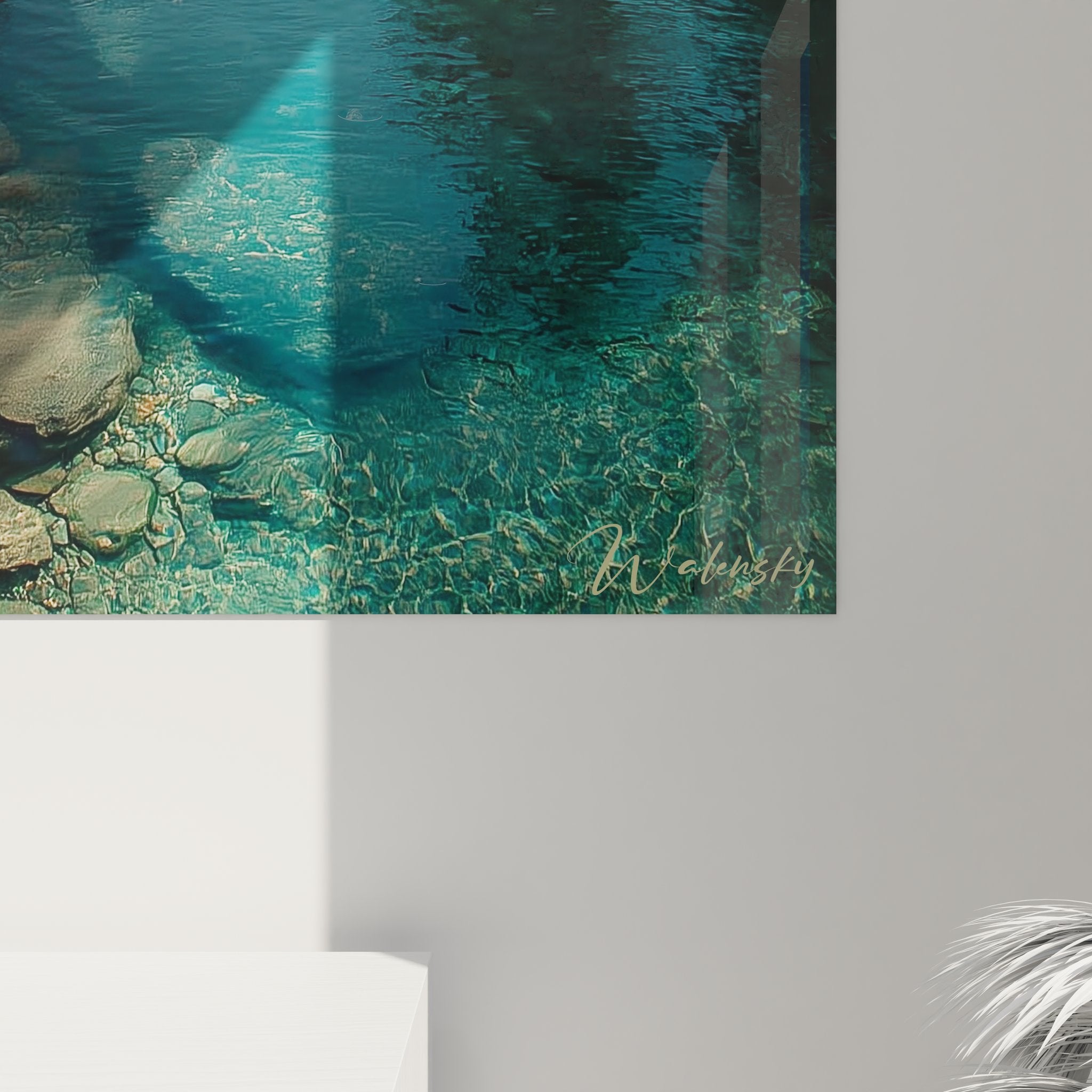 Vue ensemble tableau lac montagne avec conifères, décoration murale paysage alpin turquoise