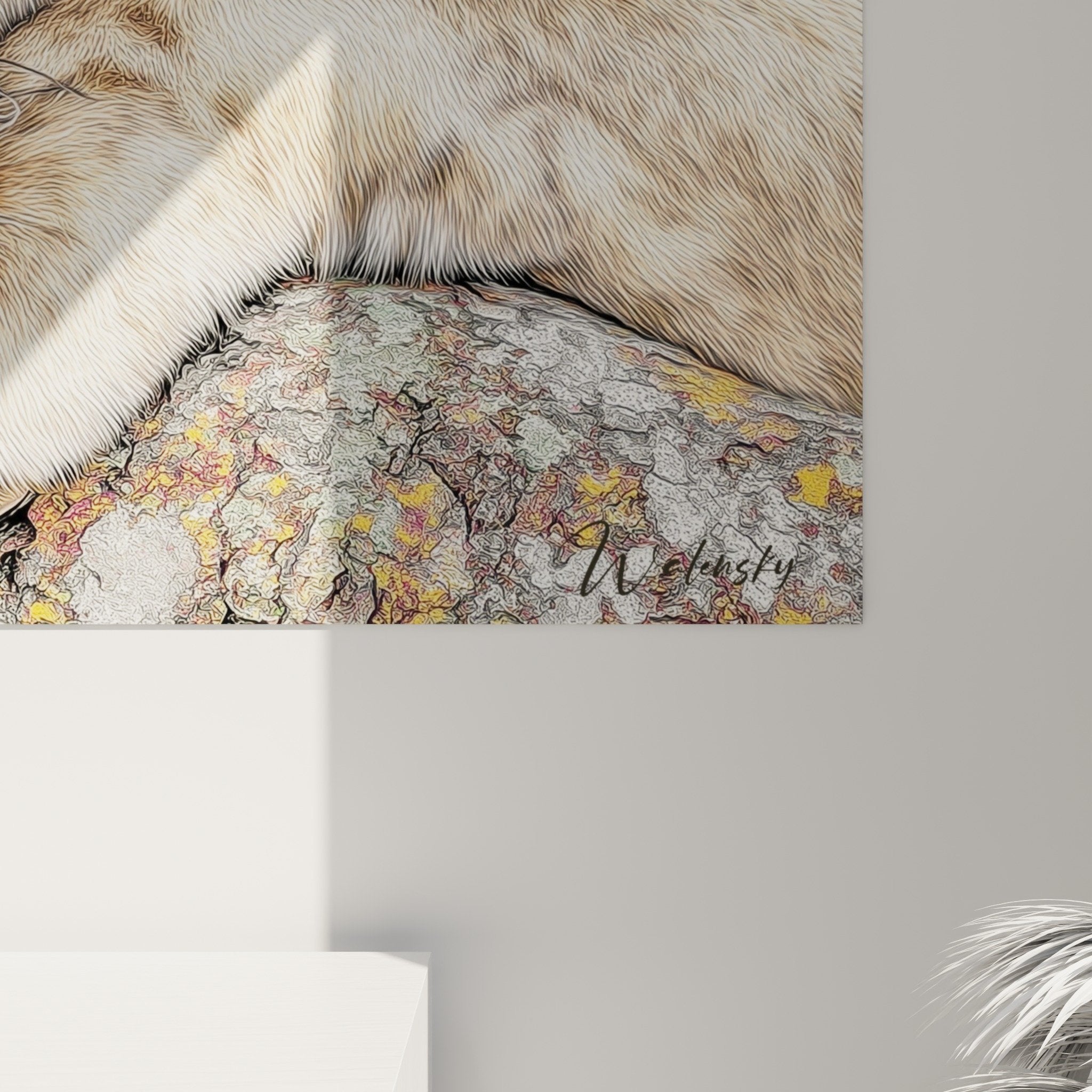 Vista d'insieme quadro con leonessa su ramo, integrazione decorazione murale stile natura