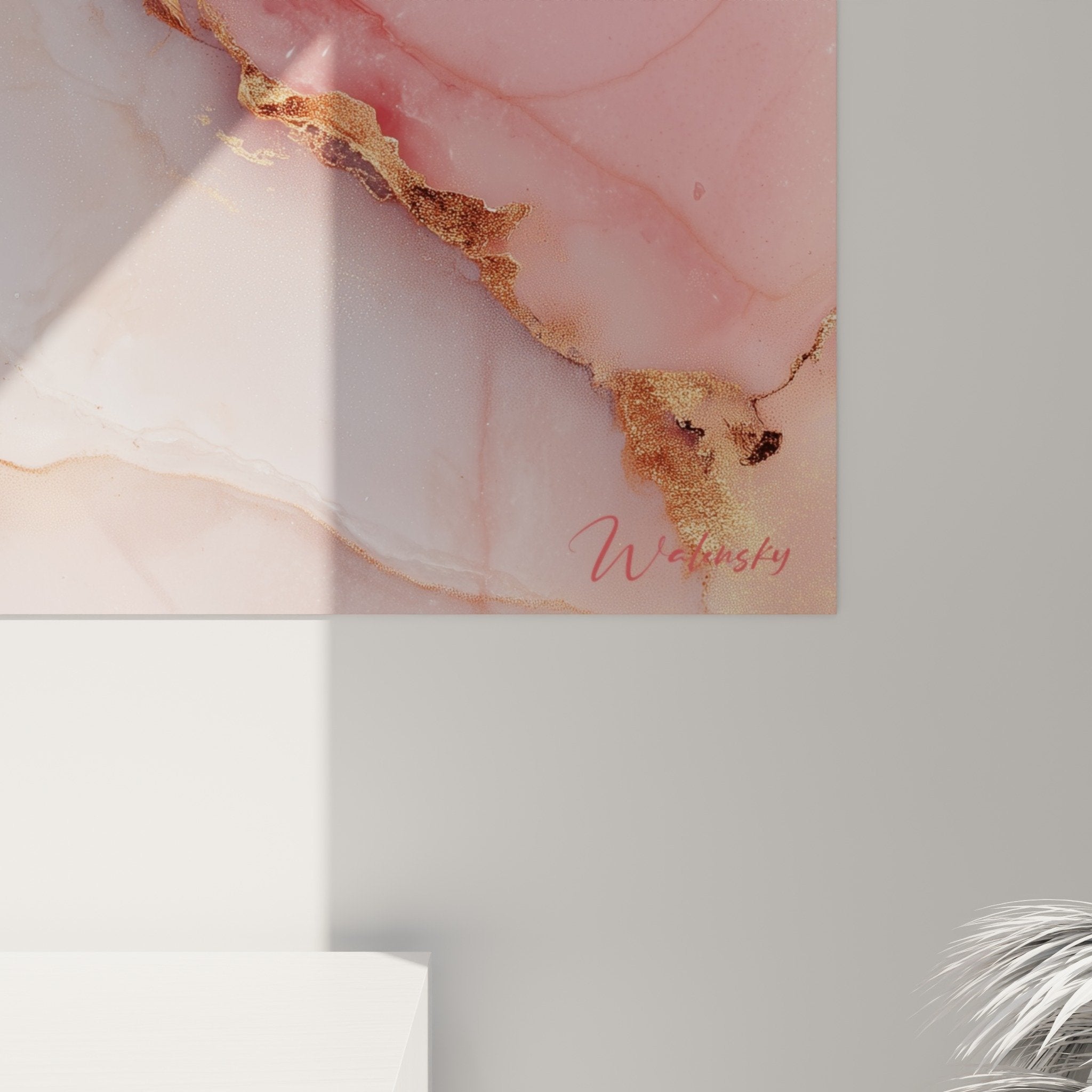 Vue d'ensemble tableau marbre rose dans salon moderne, harmonie décorative élégante