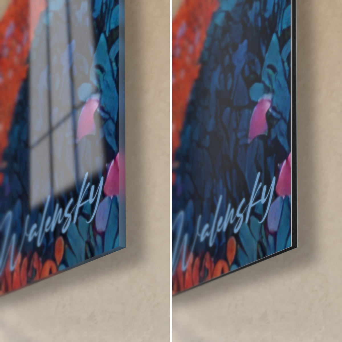 Schilderij veld met rode bloemen en nachtblauw, rechtsonder, Walensky-signatuur, glanzend glas links, mat Dibond rechts