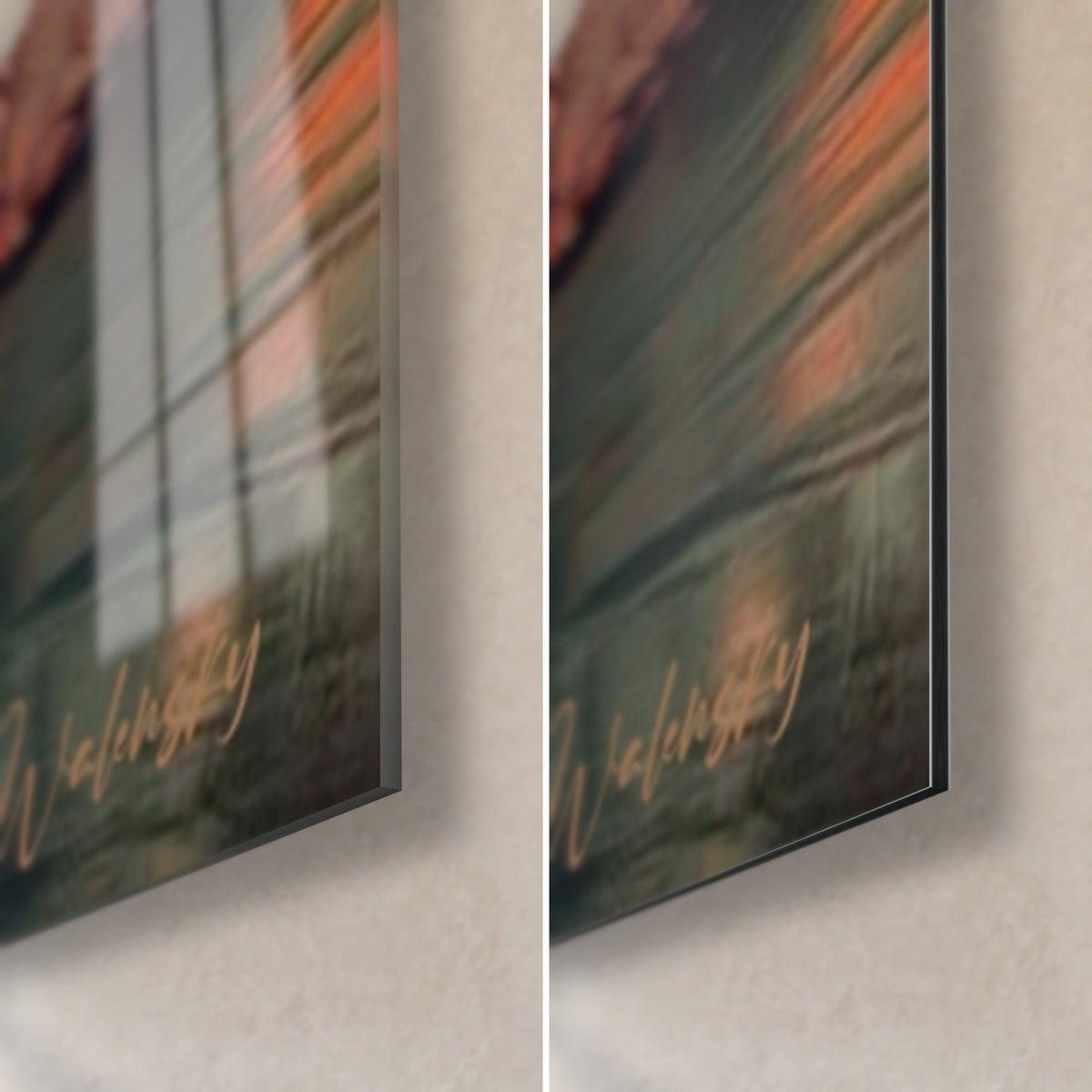 Tableau canyon aux reflets dorés, coin bas droit : verre acrylique brillant et reflets à gauche, alu Dibond vert mat à droite
