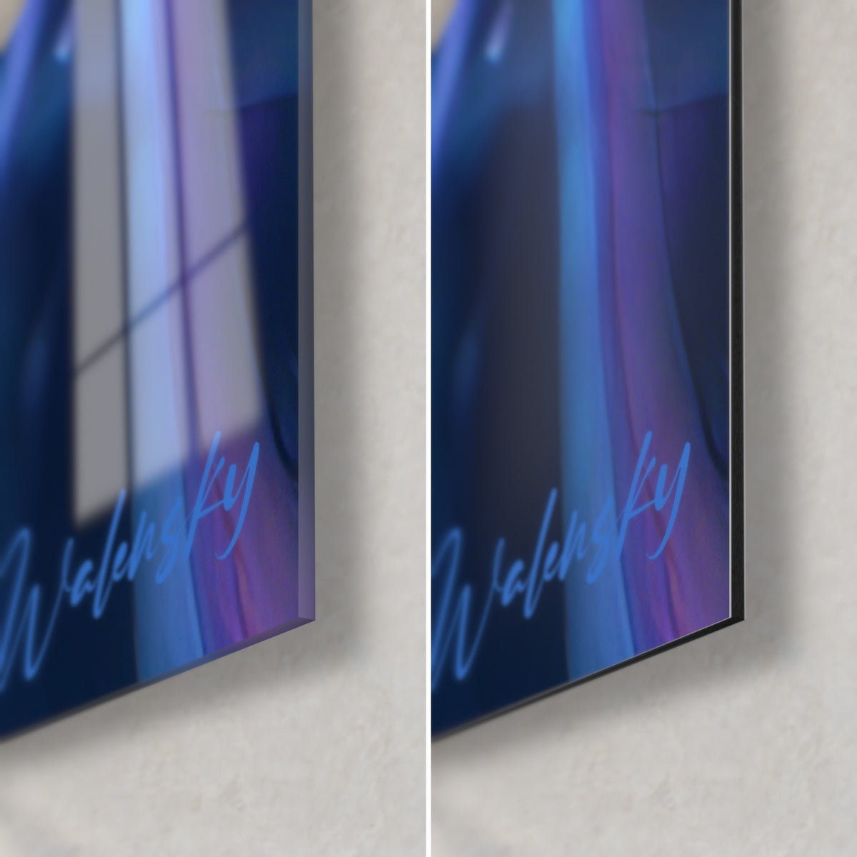 Tableau synapses lumineuses violet et bleu nuit, coin bas droit : verre acrylique brillant à gauche, Dibond mat à droite