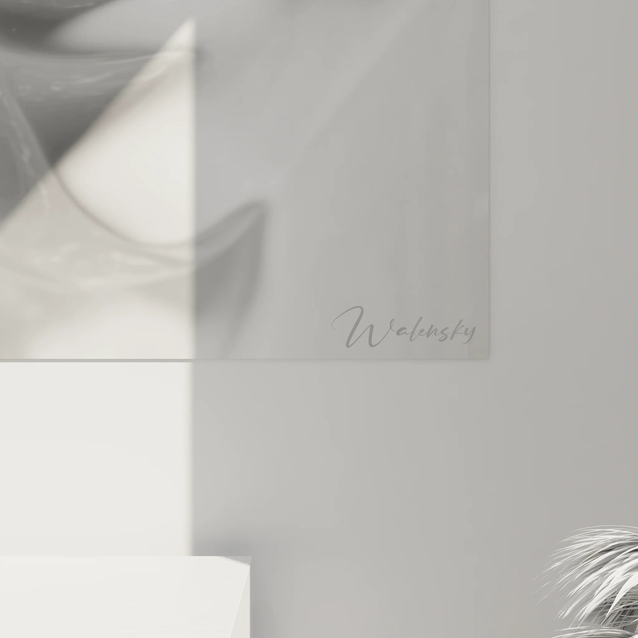 Vue ensemble tableau portrait femme plastique noir blanc décoration murale art contemporain