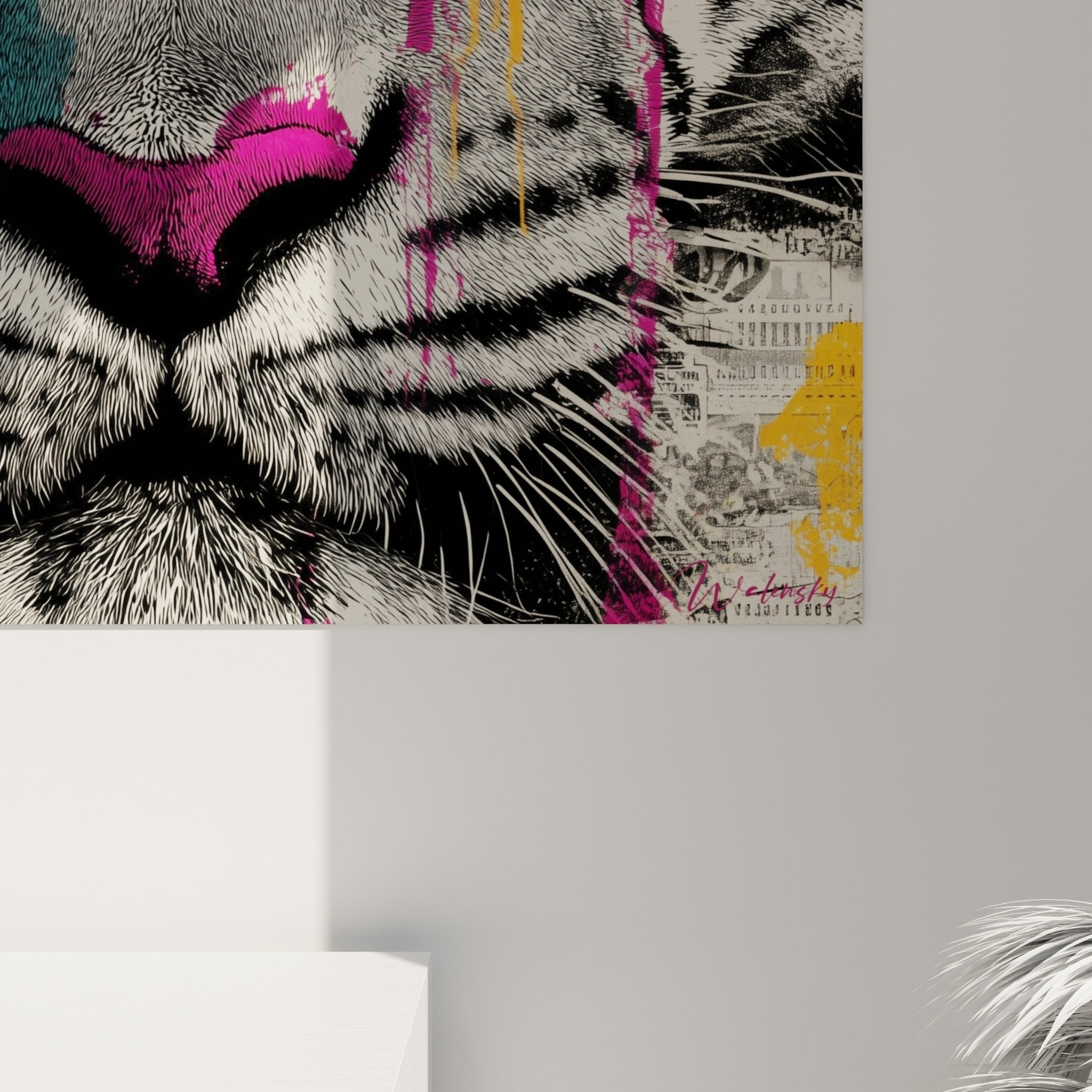 Gesamtansicht buntes Street-Art-Tigerbild, zeitgenössisches Kunstwerk in Fuchsia und Orange für moderne Wanddekoration