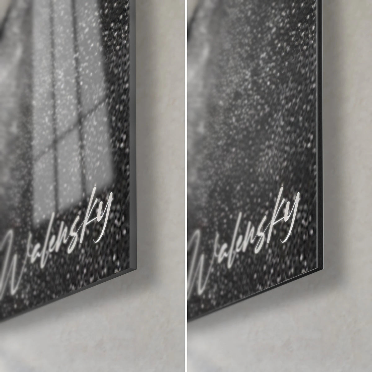 Schilderij atleet en magnesiumstof, rechtsonder, witte handtekening op zwart, glanzend glas links, mat Dibond rechts