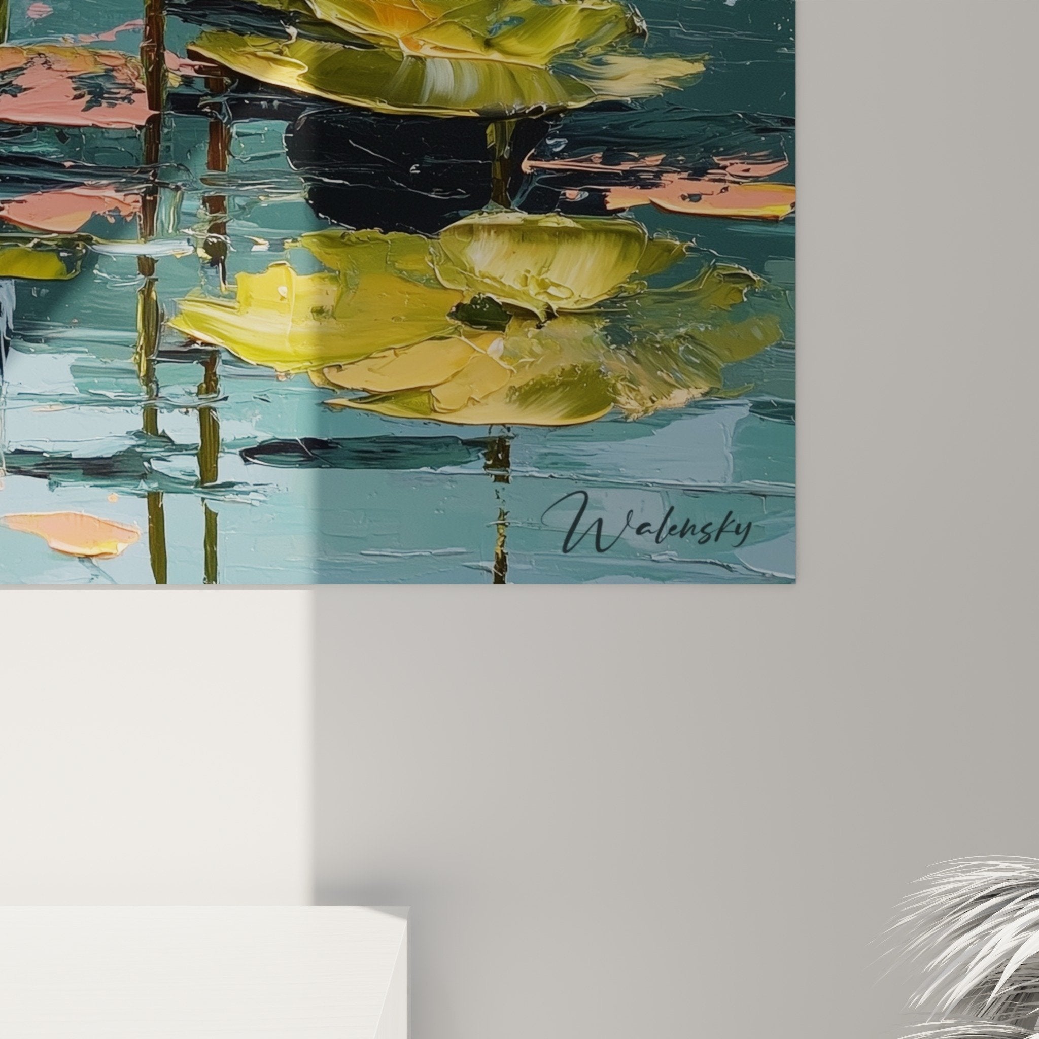 Vue ensemble tableau lotus aquatique tons roses reflets eau feng shui sud-ouest terre decoration interieure zen