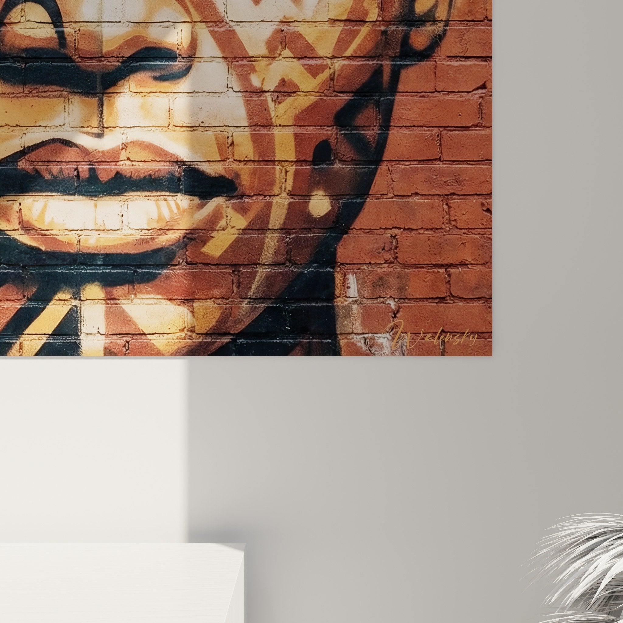 Vue ensemble portrait street art feminin tons terre mur brique rouge decoration murale