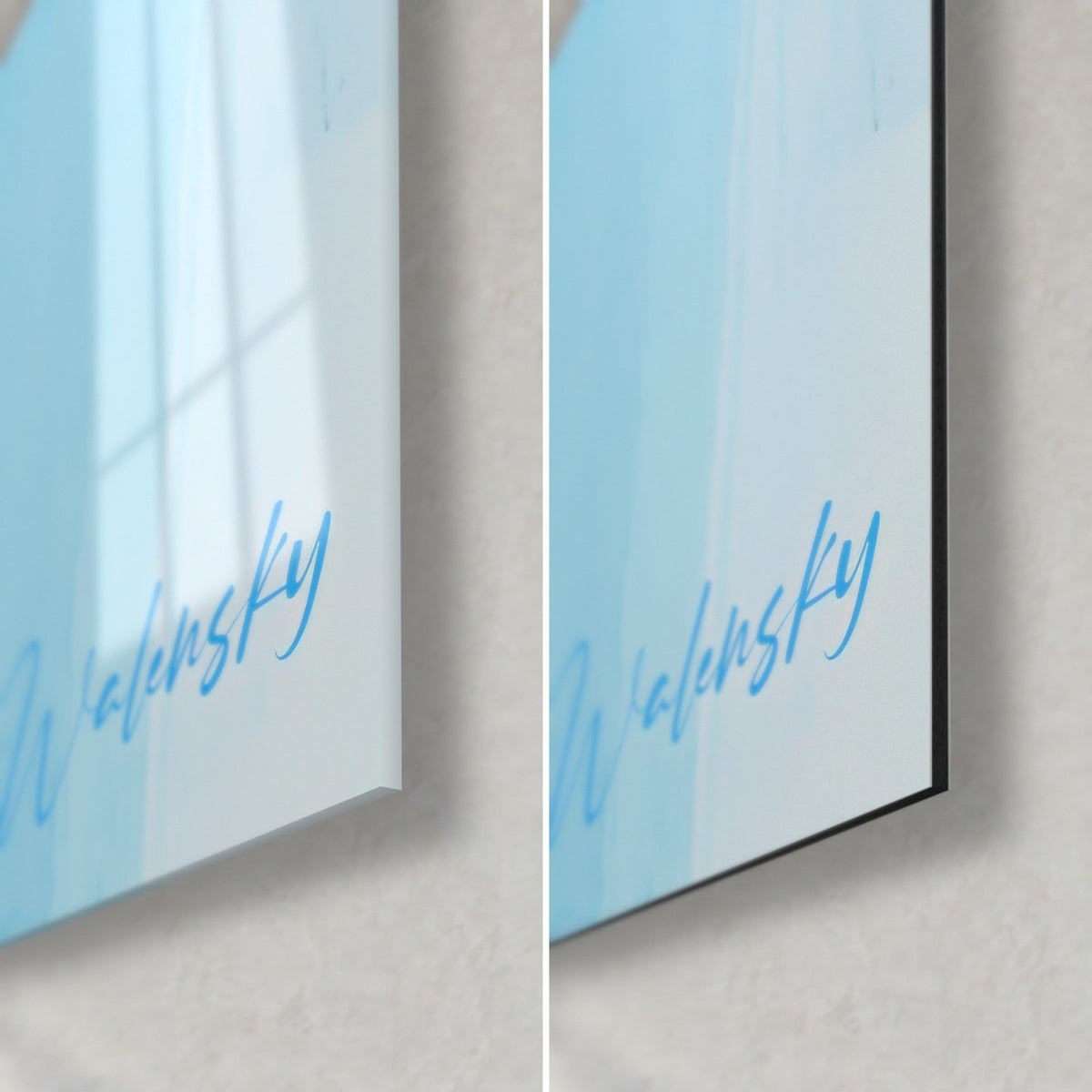Cuadro retrato de galgo ruso, firma Walensky en azul claro, cristal acrílico brillante con reflejos a la izquierda, Dibond negro mate a la derecha, canto de 3 mm