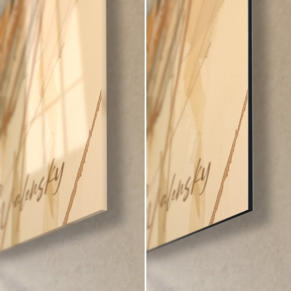 Wall art hound with wrinkled eyelids, bottom right corner: glossy glass on the left, matte black Dibond on the right, Walensky signature
