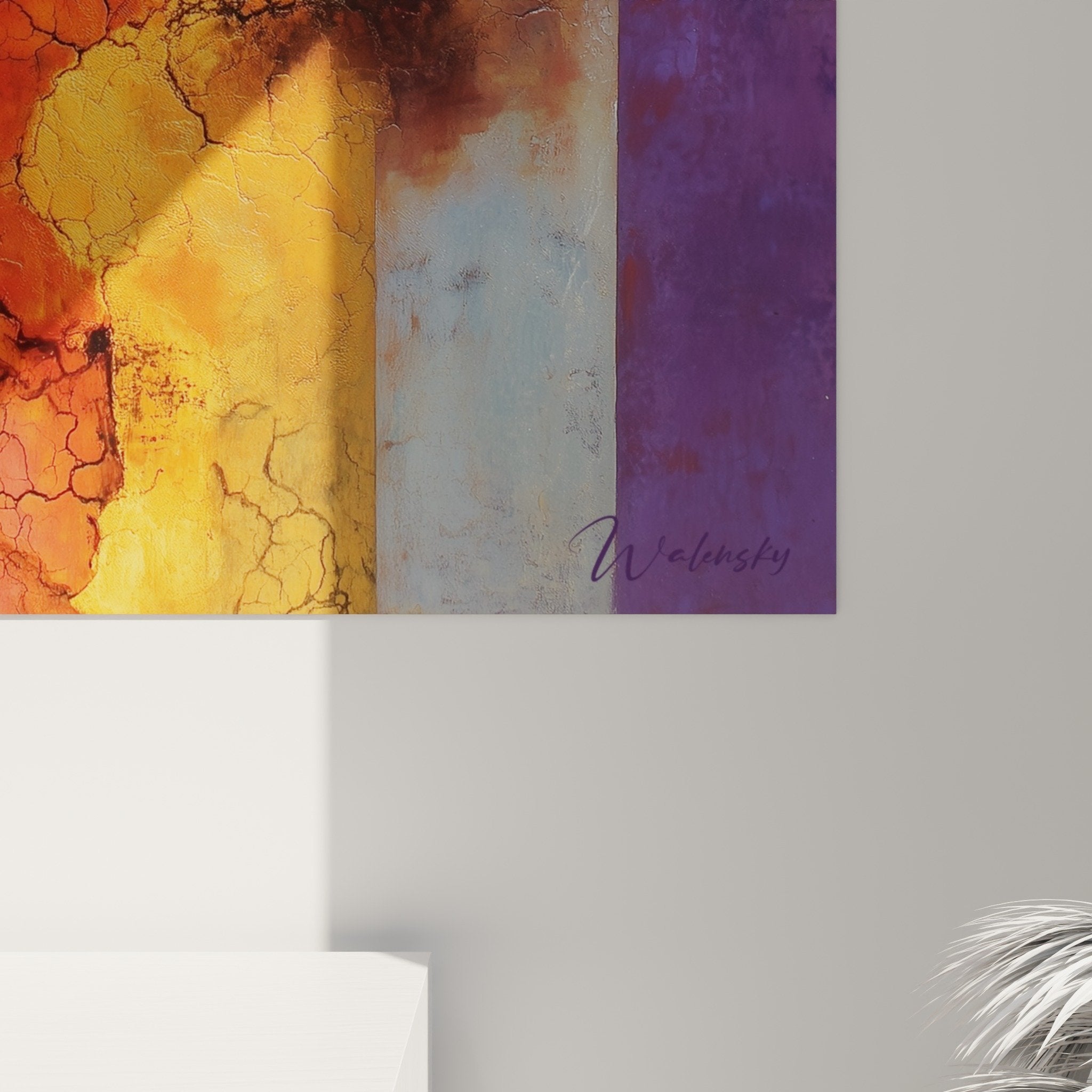 Vue ensemble tableau abstrait orange violet salon moderne decoration feng shui sud feu