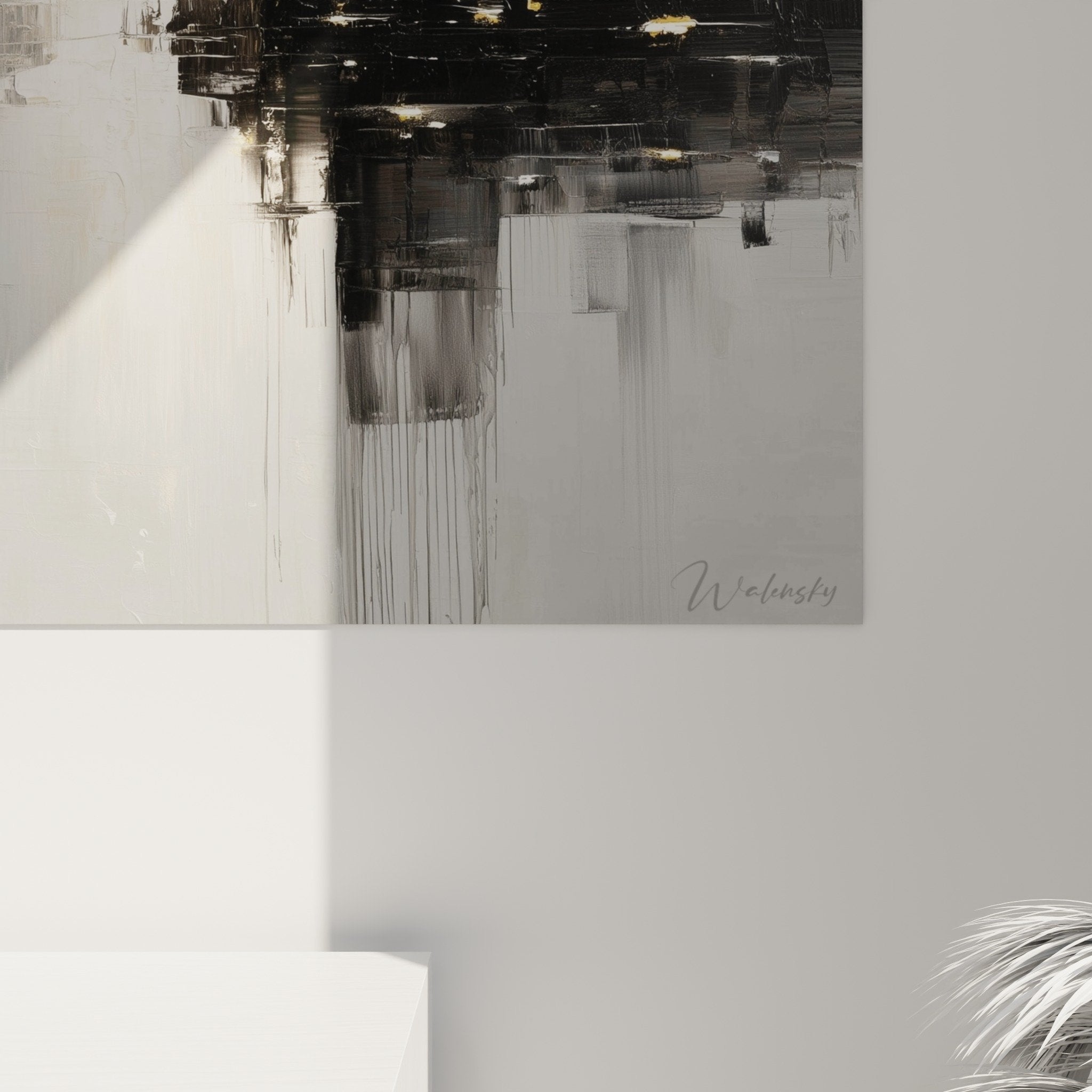 Gesamtansicht abstraktes grau-weißes Gemälde mit Goldakzenten, zeitgenössisches Feng-Shui-Kunstwerk Westen Metall Dekoration