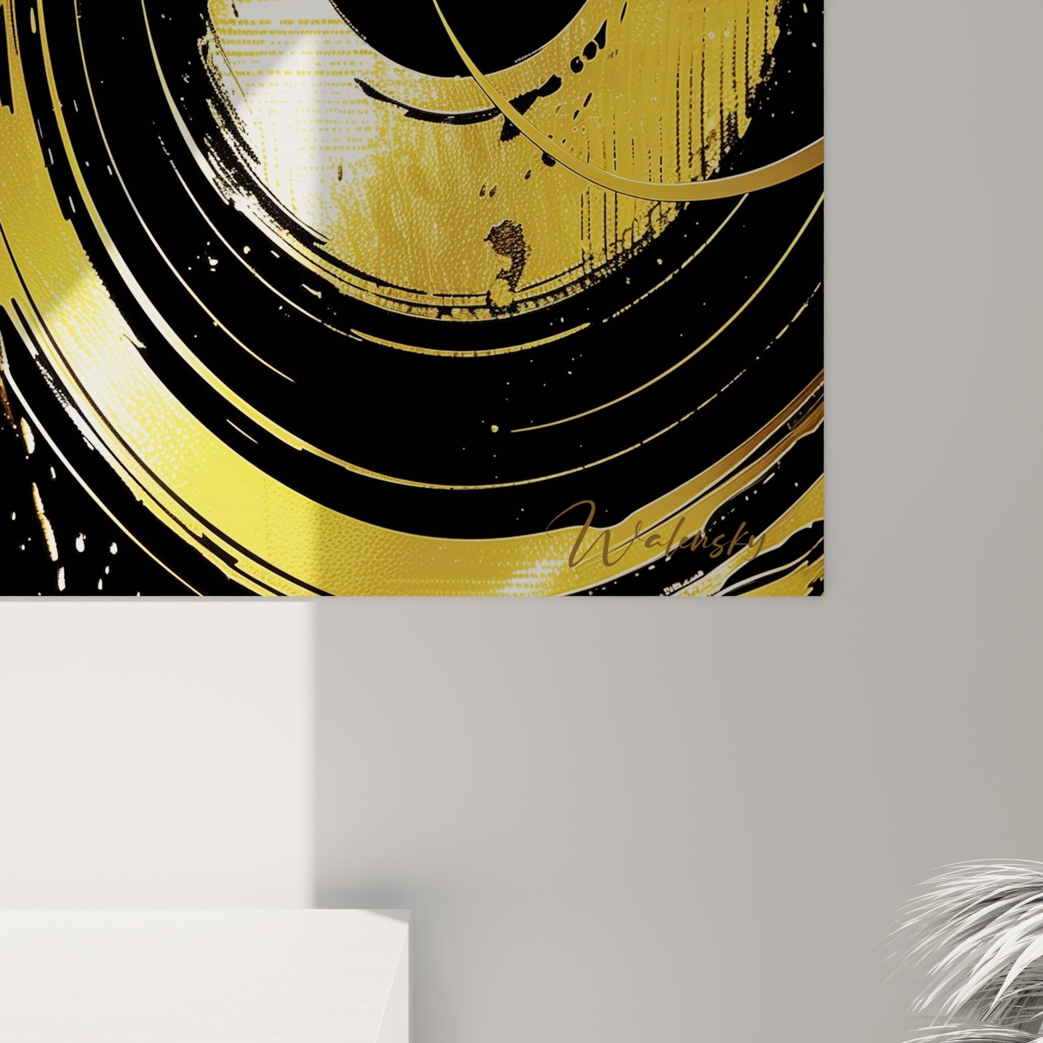 vue ensemble tableau abstrait spirales noires dorees composition dynamique art mural moderne