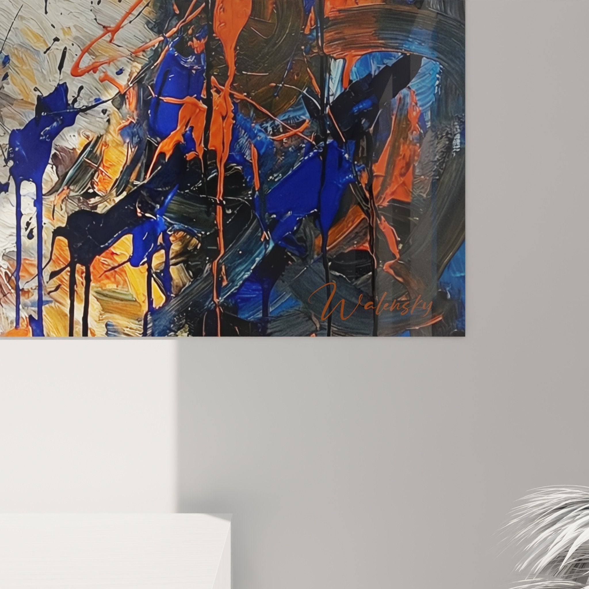 Vue d'ensemble tableau Akita Inu expressionniste bleu orange éclaboussures peinture art mural contemporain chien