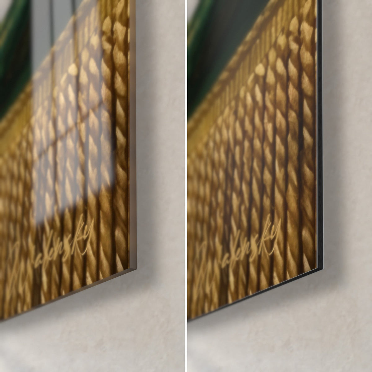 Wall art red Papillon on malachite armchair, bottom right corner: gold fringes, glossy acrylic glass on the left, matte Dibond on the right