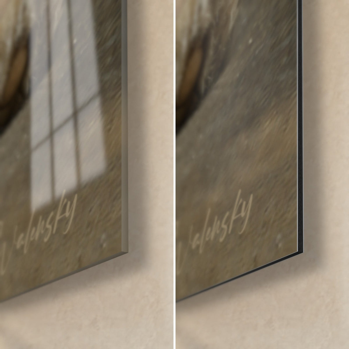 Tableau cocker allongé, coin bas droit : verre acrylique brillant à gauche, alu Dibond mat à droite, tranche noire de 3 mm