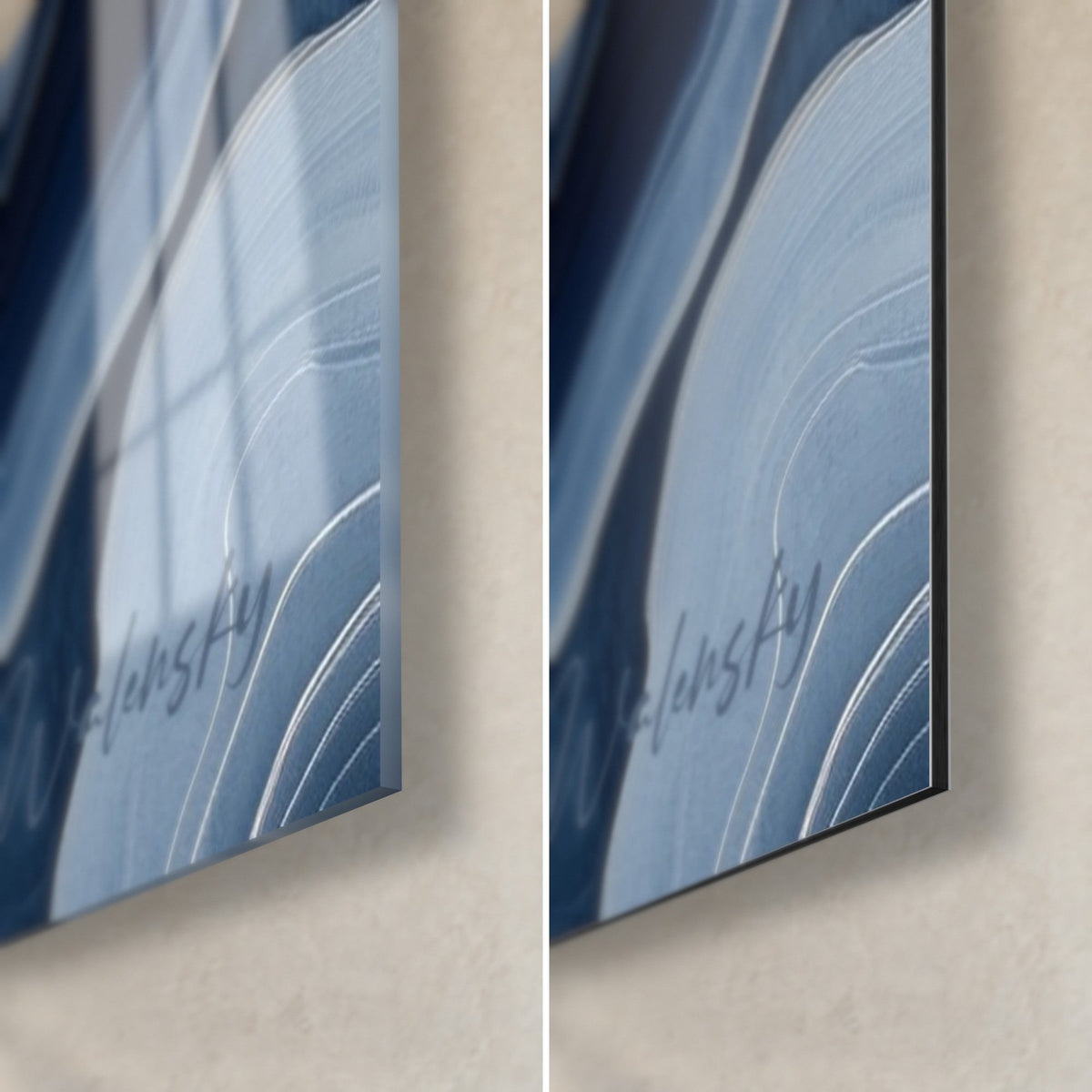 Tableau ondulations bleu nuit et blanc glacé, coin bas droit : verre acrylique brillant à gauche, Dibond noir mat, tranche 3 mm