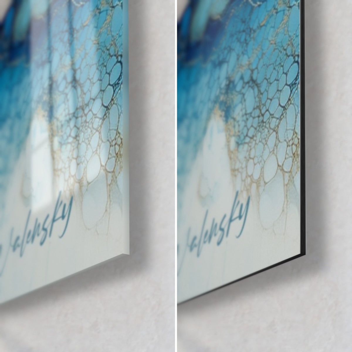 Schilderij boot op blauwe inkt, rechtsonder: glanzend acrylglas links, mat Dibond-aluminium rechts, 3 mm rand