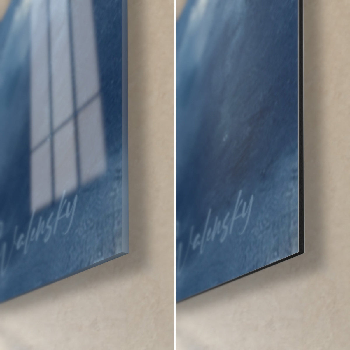 Wall art white dog with thick fur, bottom right corner: glossy navy blue glass on the left, matte black Dibond on the right