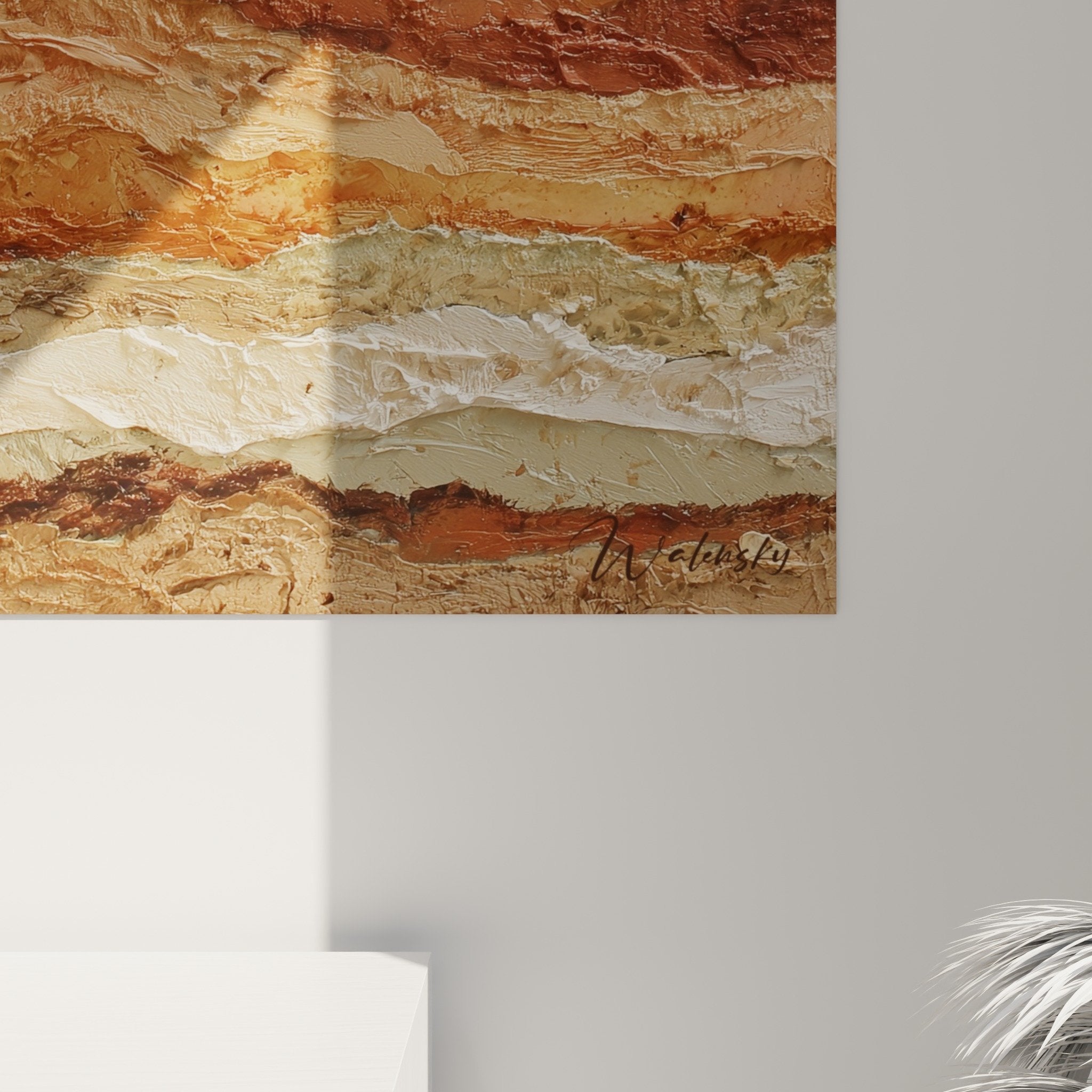 Perspektivische Ansicht eines mehrfarbigen geologischen Schichtungs-Gemäldes mit horizontalen Schichten, natürlicher Relieftextur